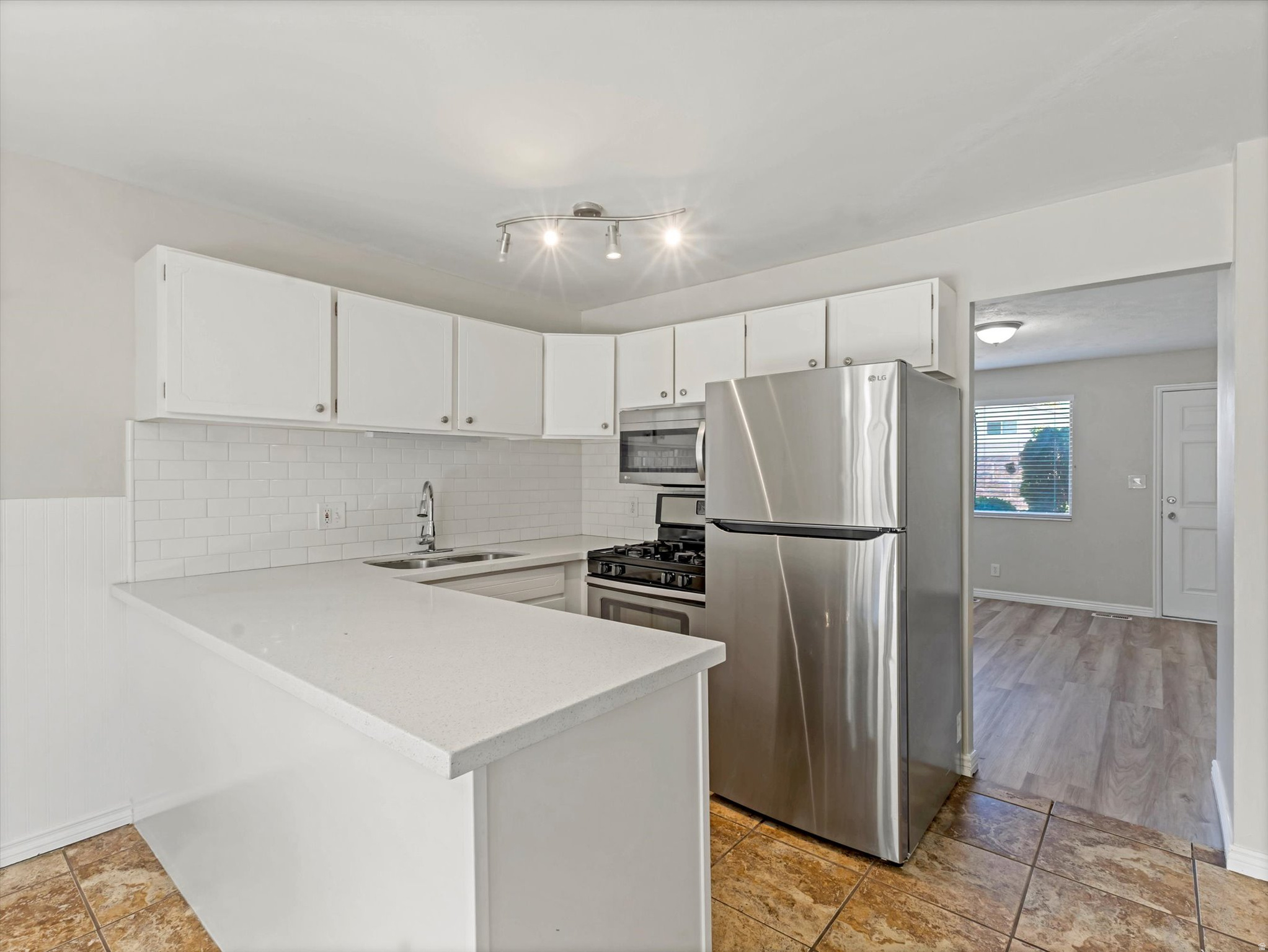 RIDGELAND DOWNS - Residential