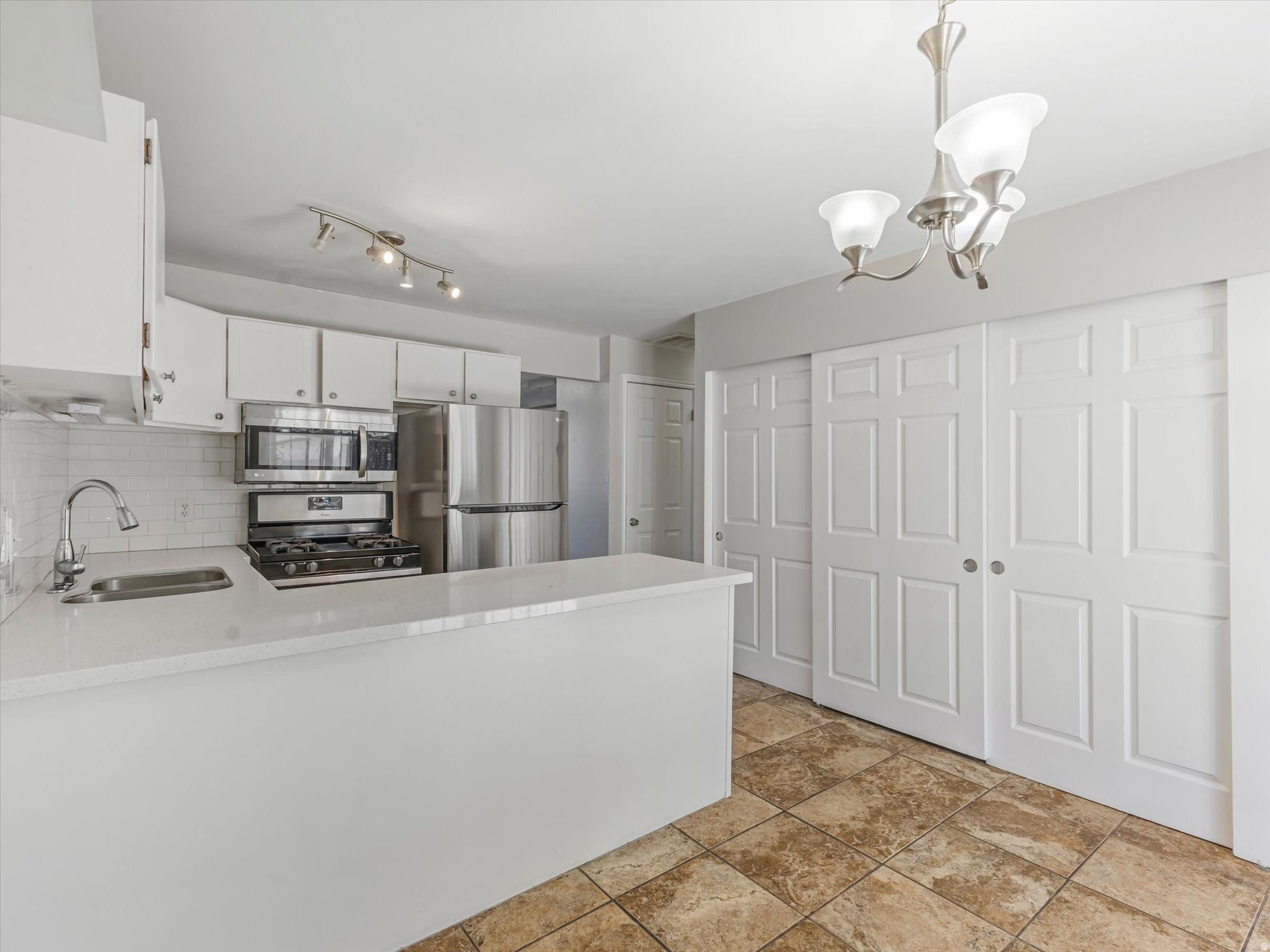 RIDGELAND DOWNS - Residential