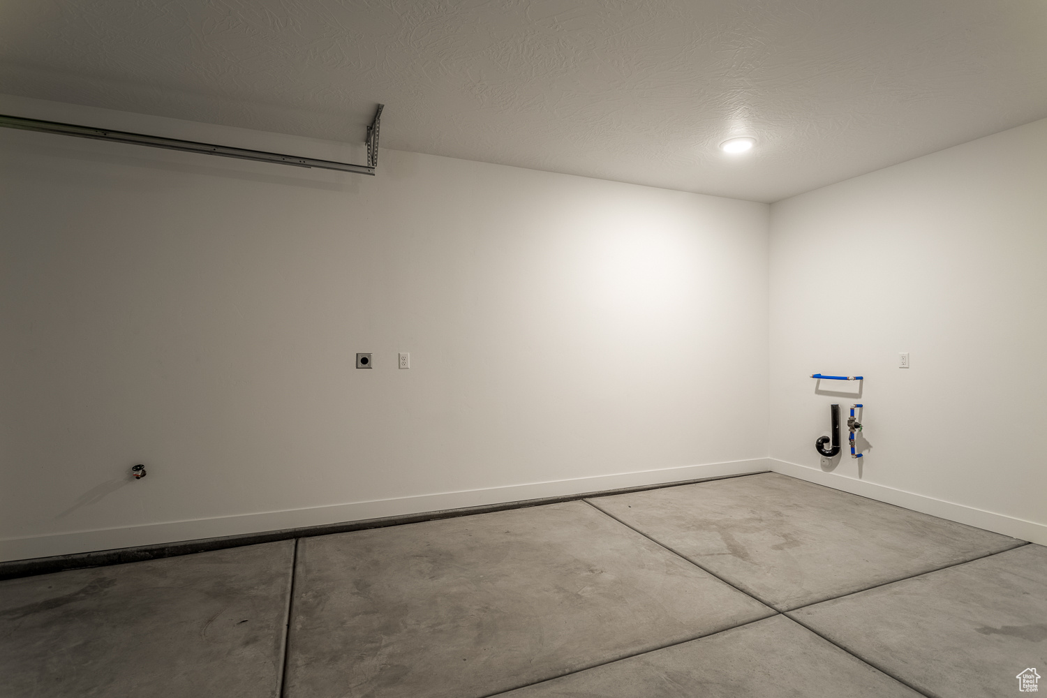 BECCO CREEK TOWNHOMES AT DIVARIO - Residential