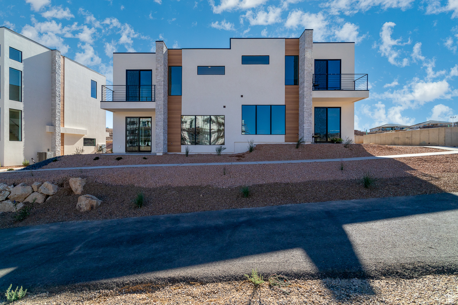 BECCO CREEK TOWNHOMES AT DIVARIO - Residential