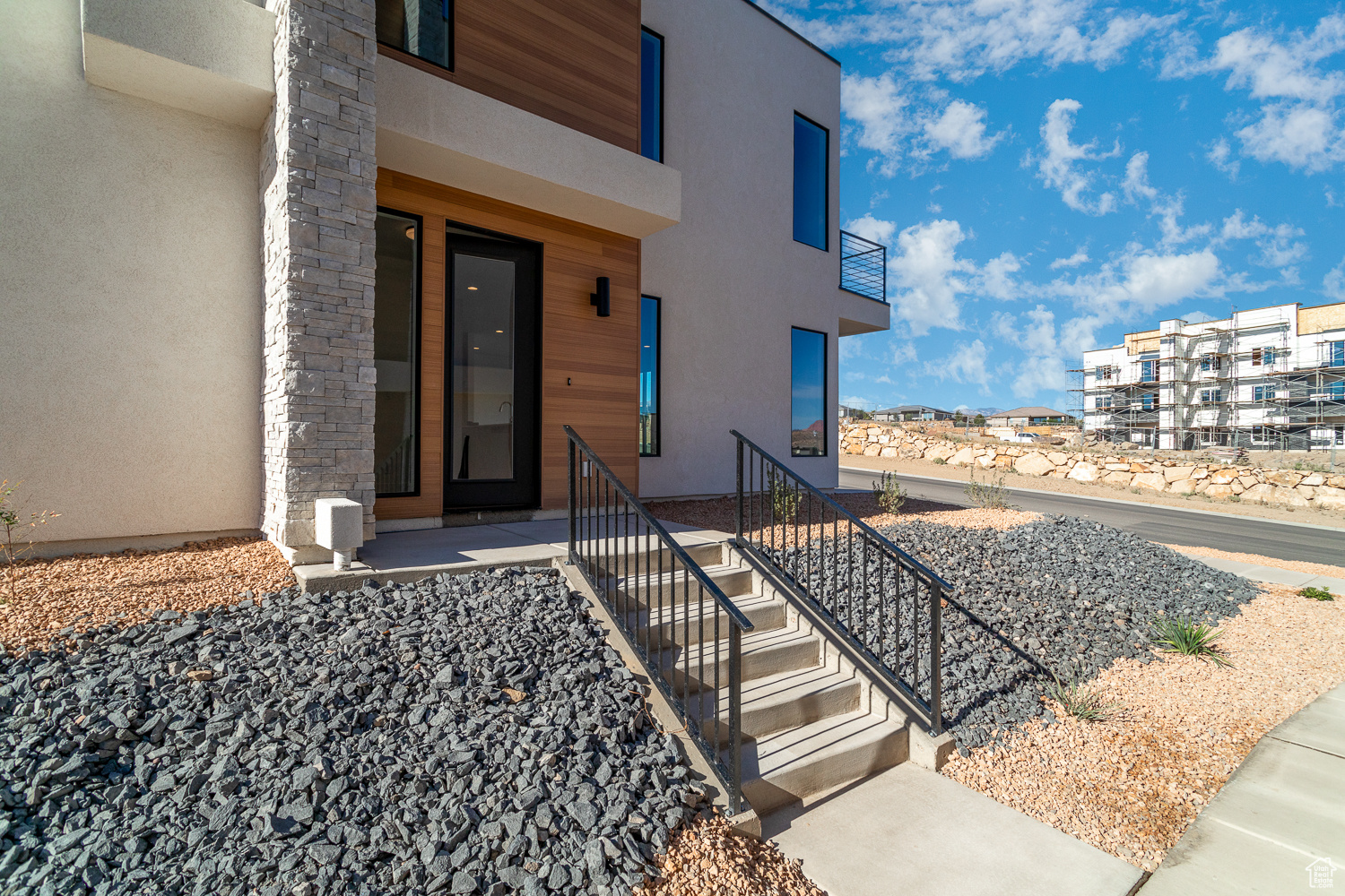 BECCO CREEK TOWNHOMES AT DIVARIO - Residential