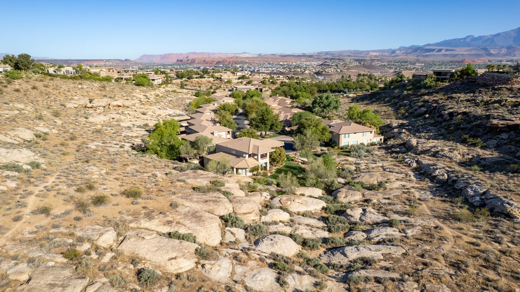 STONE CLIFF TOWNHOMES - Residential