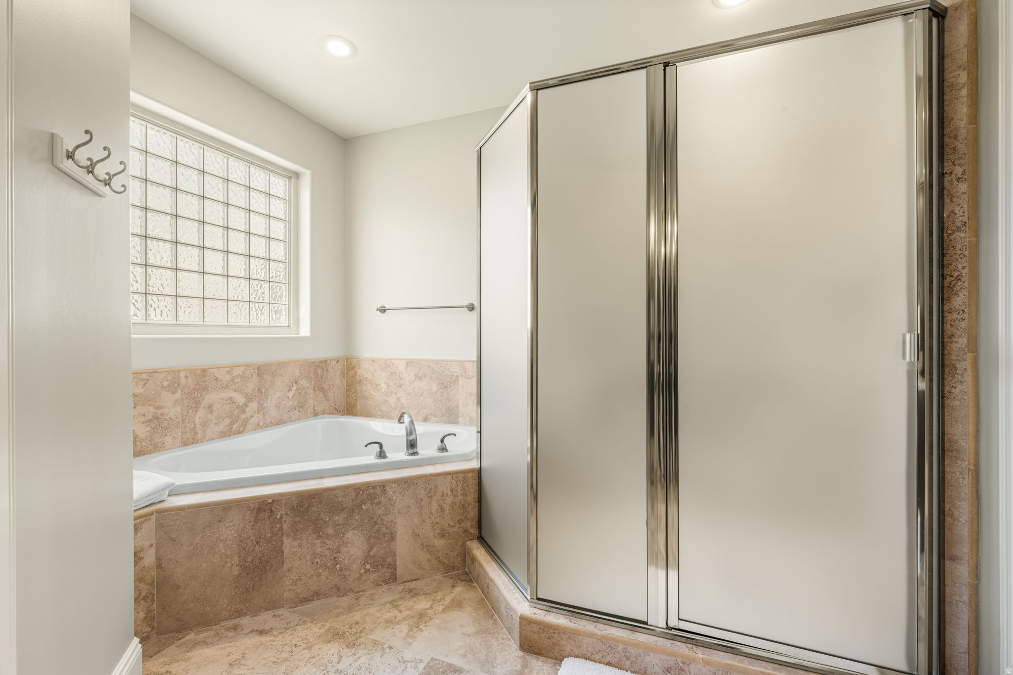 STONE CLIFF TOWNHOMES - Residential