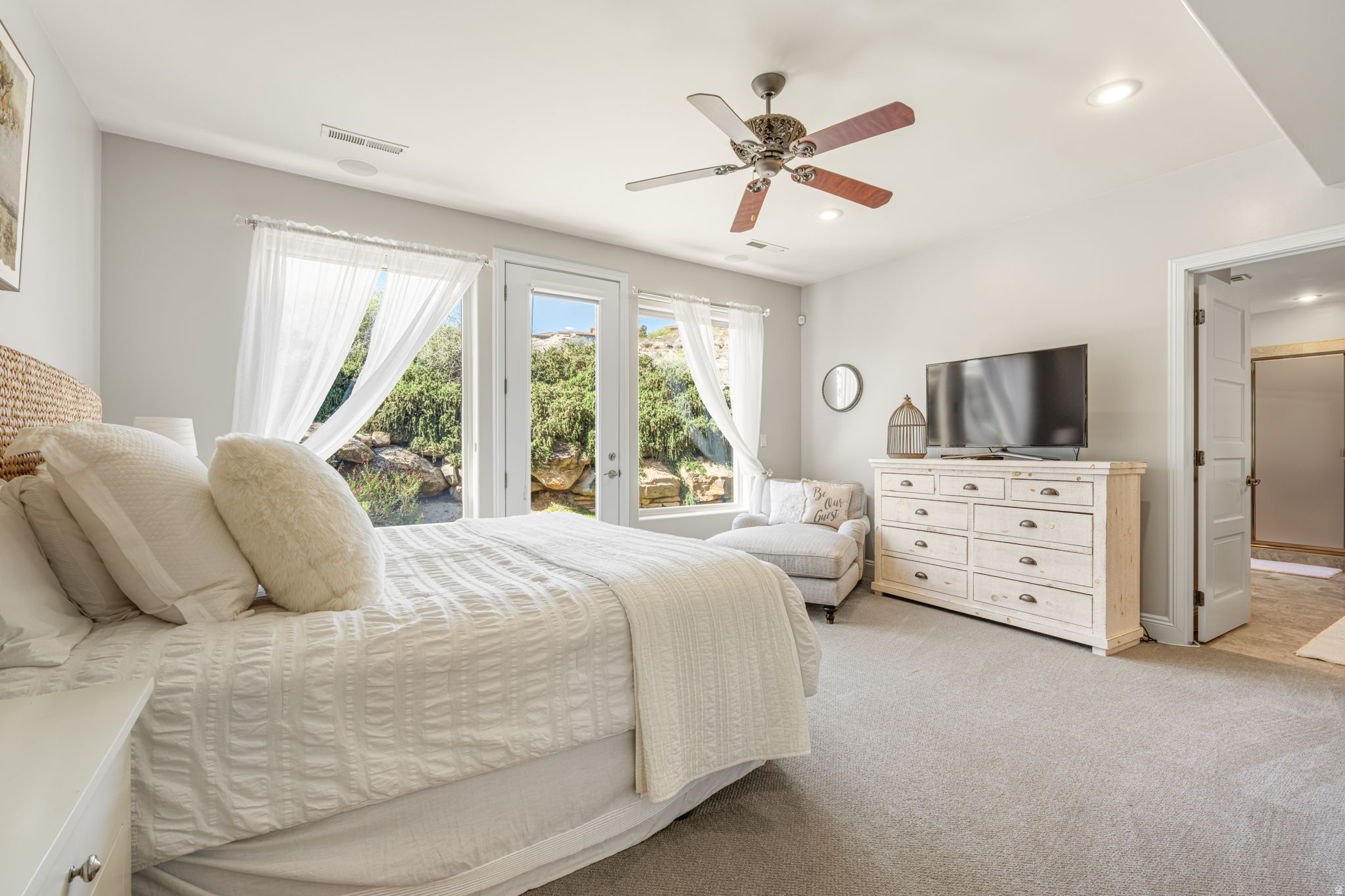 STONE CLIFF TOWNHOMES - Residential