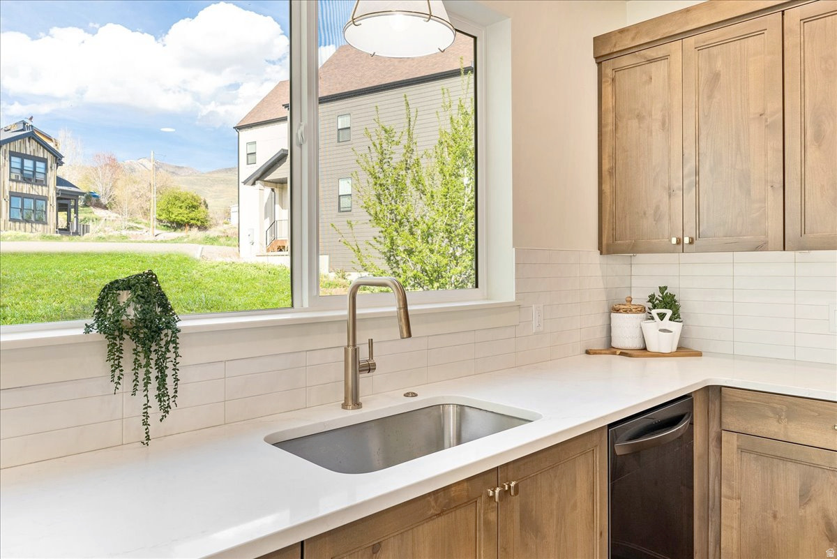 THE VILLAGE AT WOLF CREEK - Residential