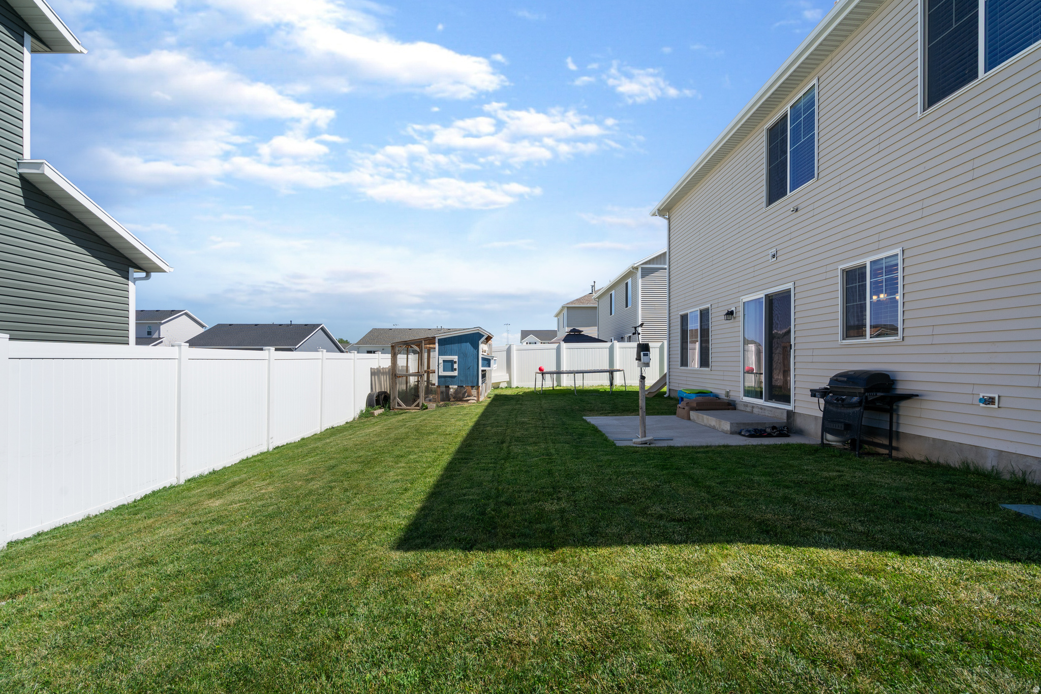 WEST GATE - Residential
