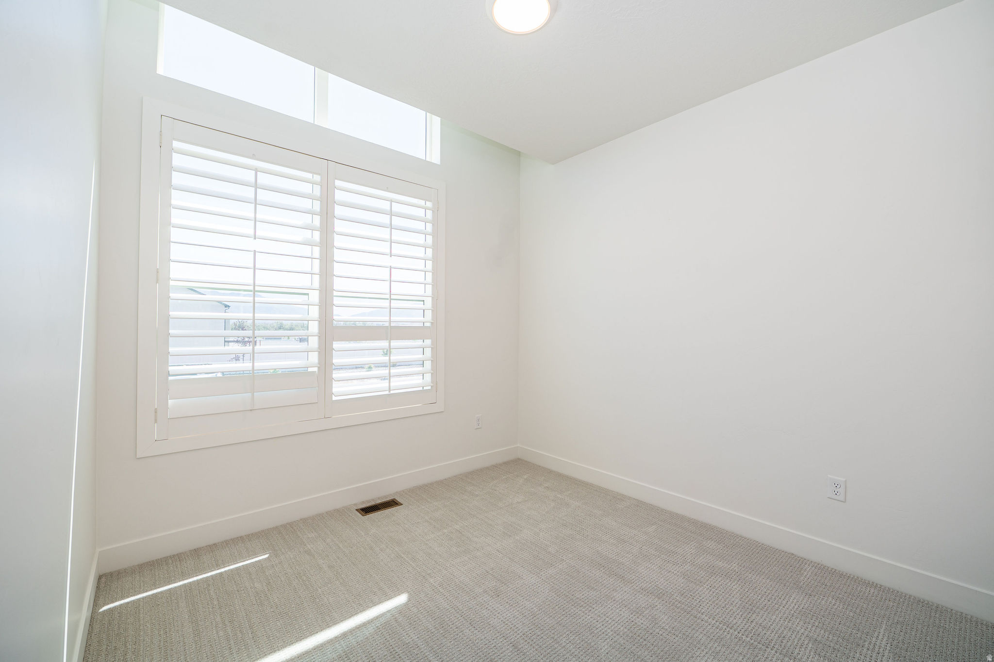 GROVE AT GREEN FARM - Residential