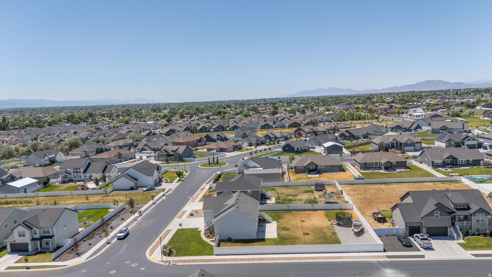 GROVE AT GREEN FARM - Residential