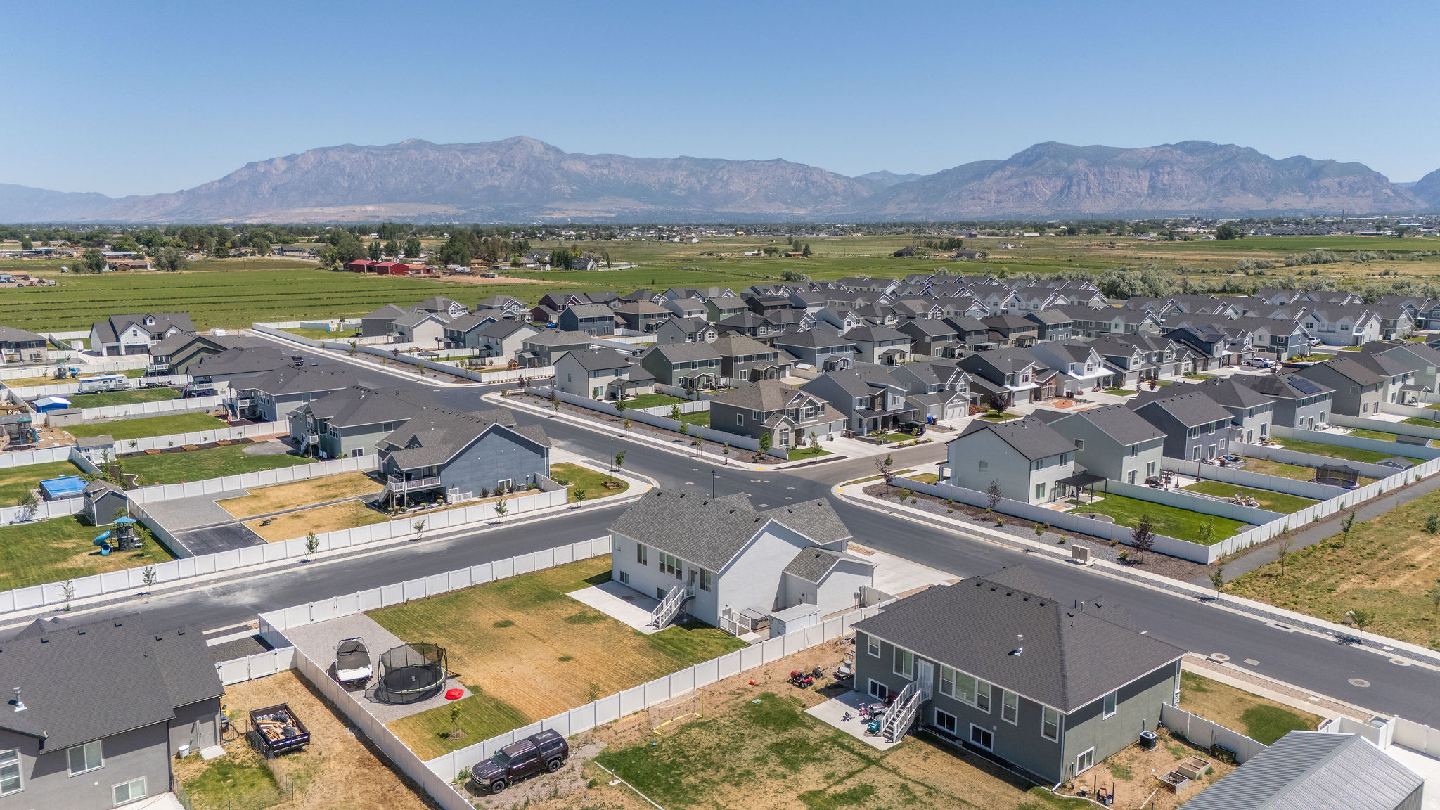GROVE AT GREEN FARM - Residential