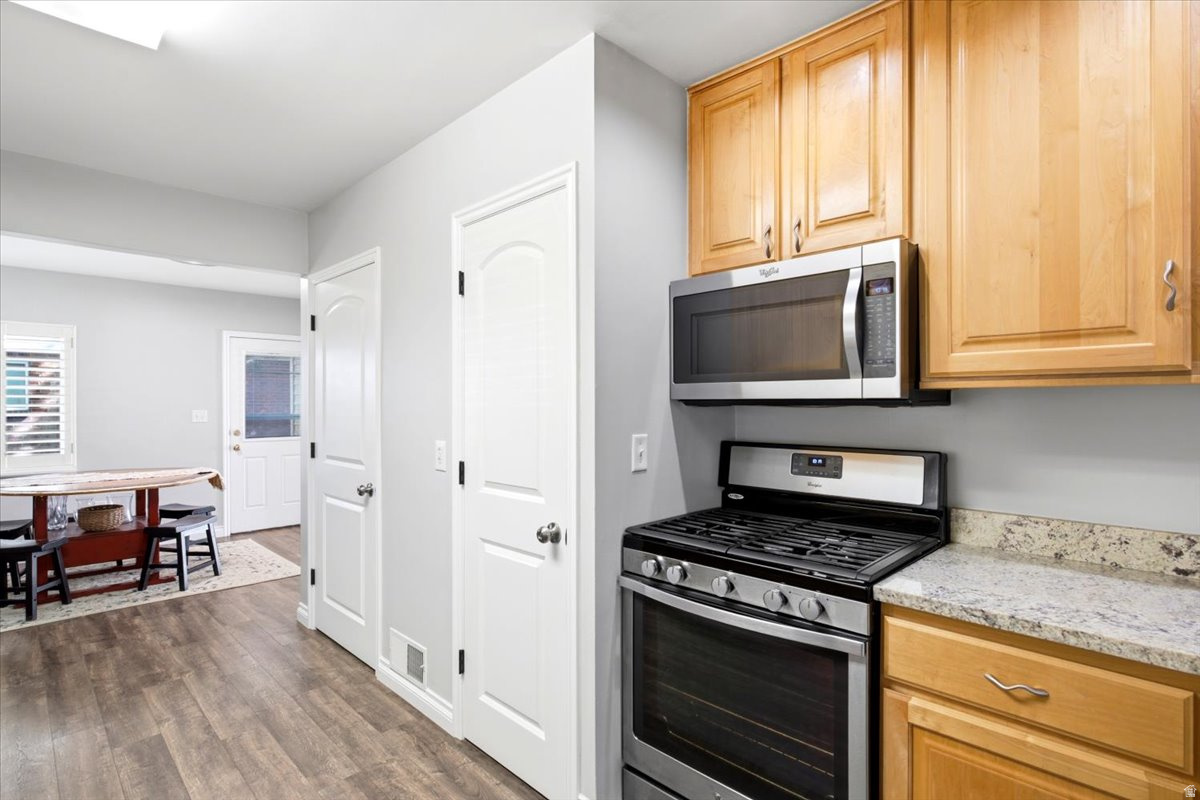 CRESTHOMES ADDITION - Residential