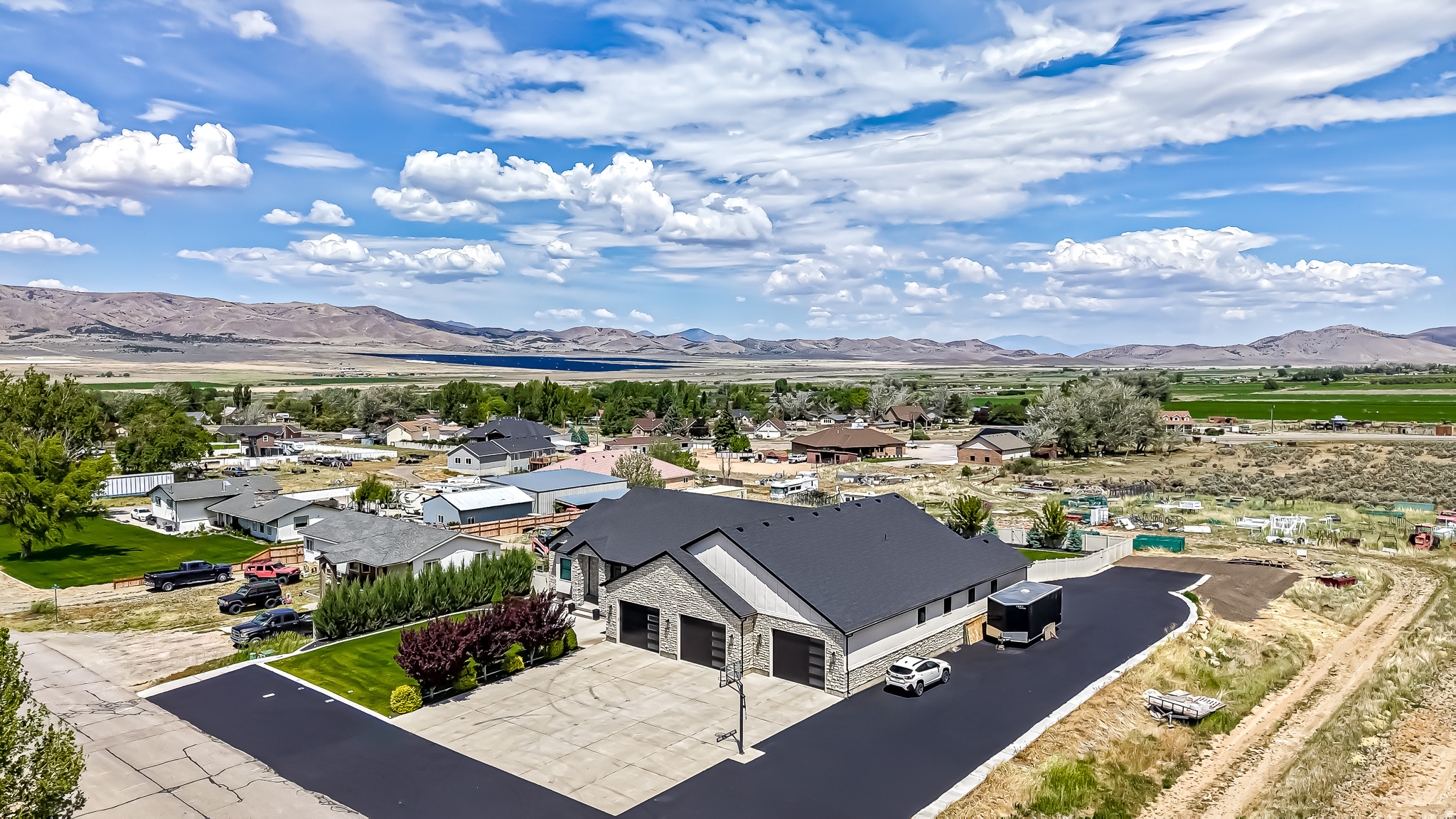 ELLERTSON BENCH SUBDIVISION - Residential