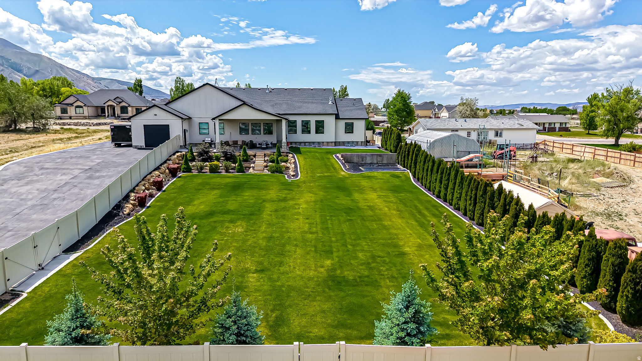ELLERTSON BENCH SUBDIVISION - Residential