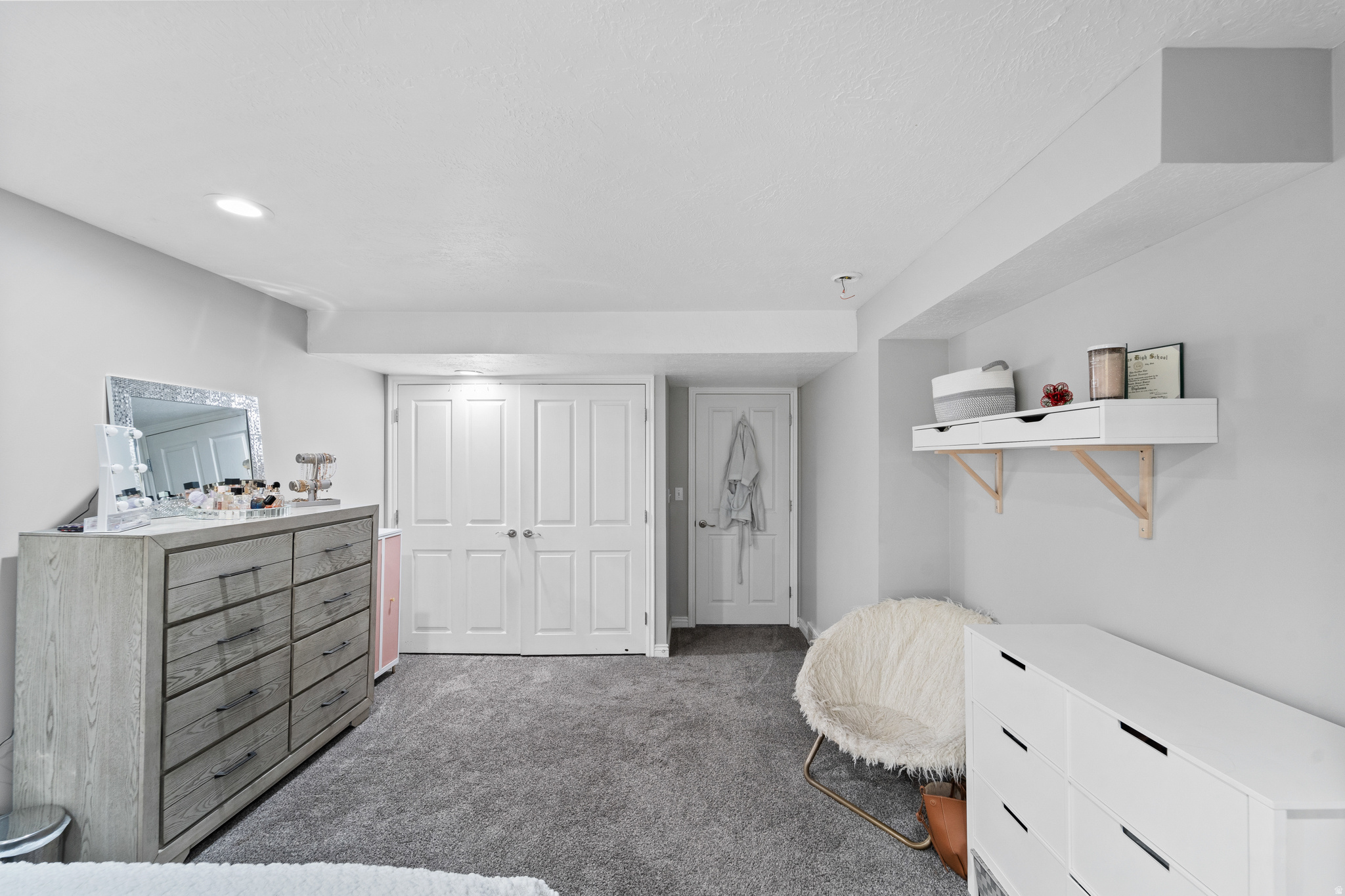 AMBLEWOOD SPRINGS - Residential