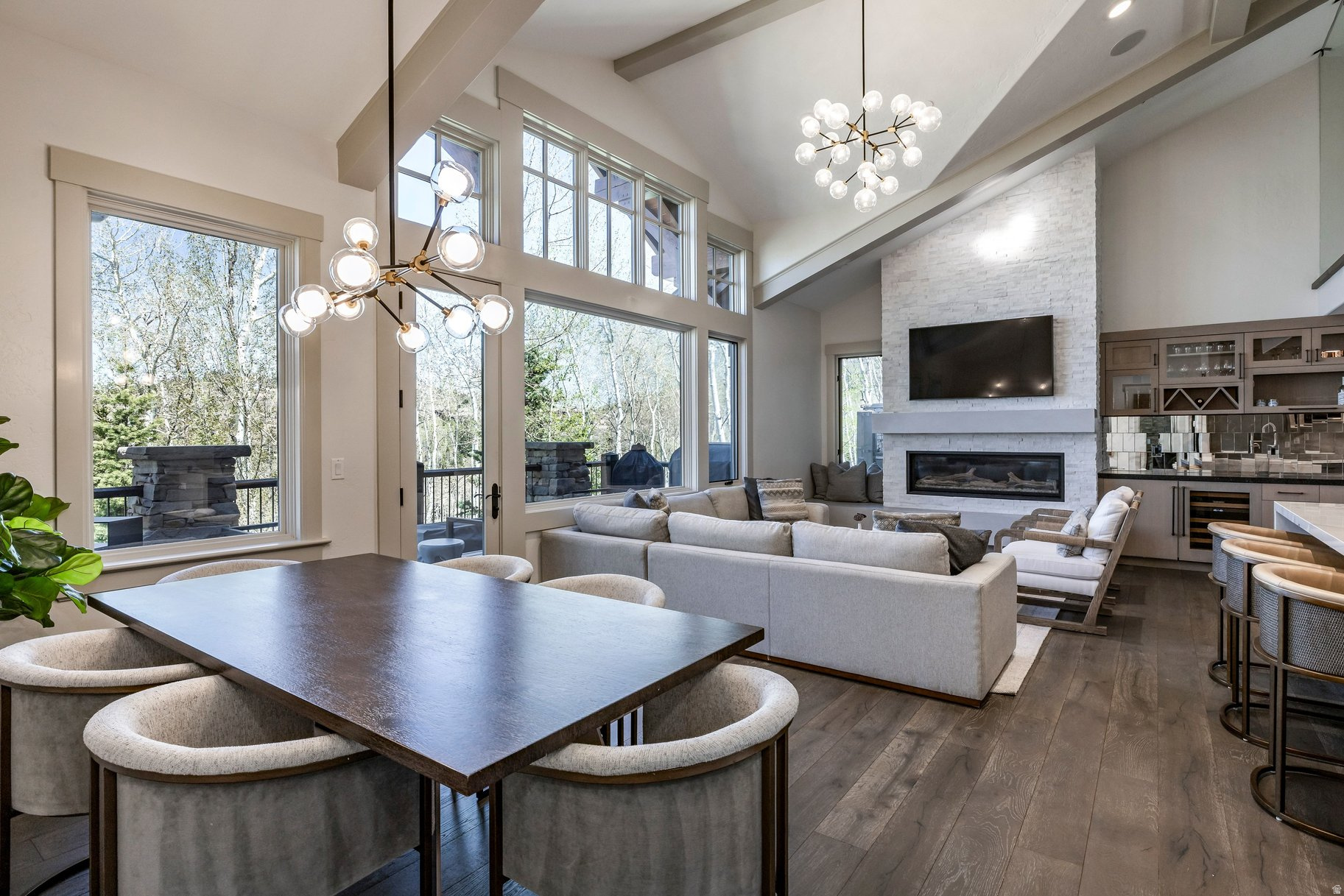 LARKSPUR TOWNHOMES - Residential