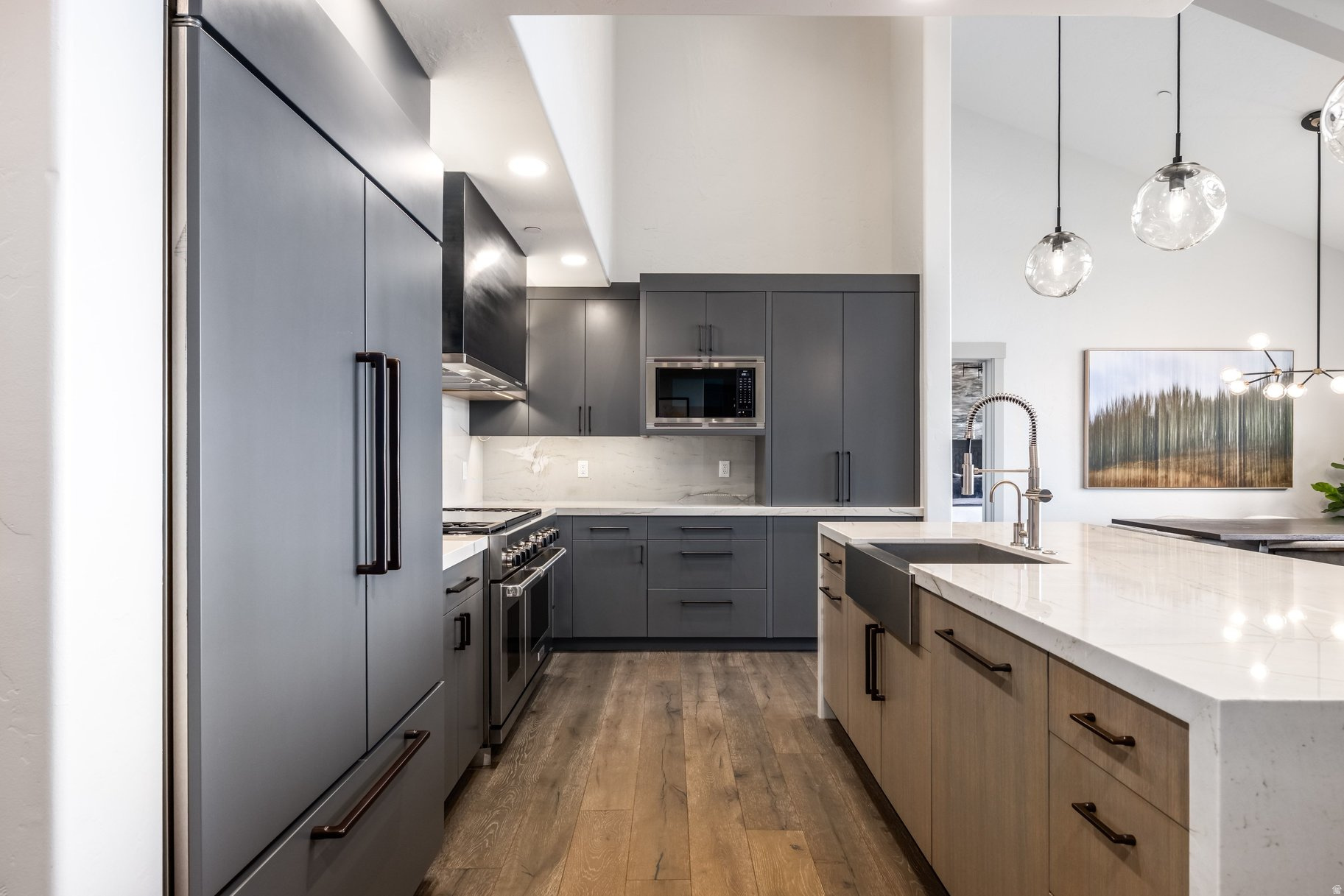 LARKSPUR TOWNHOMES - Residential