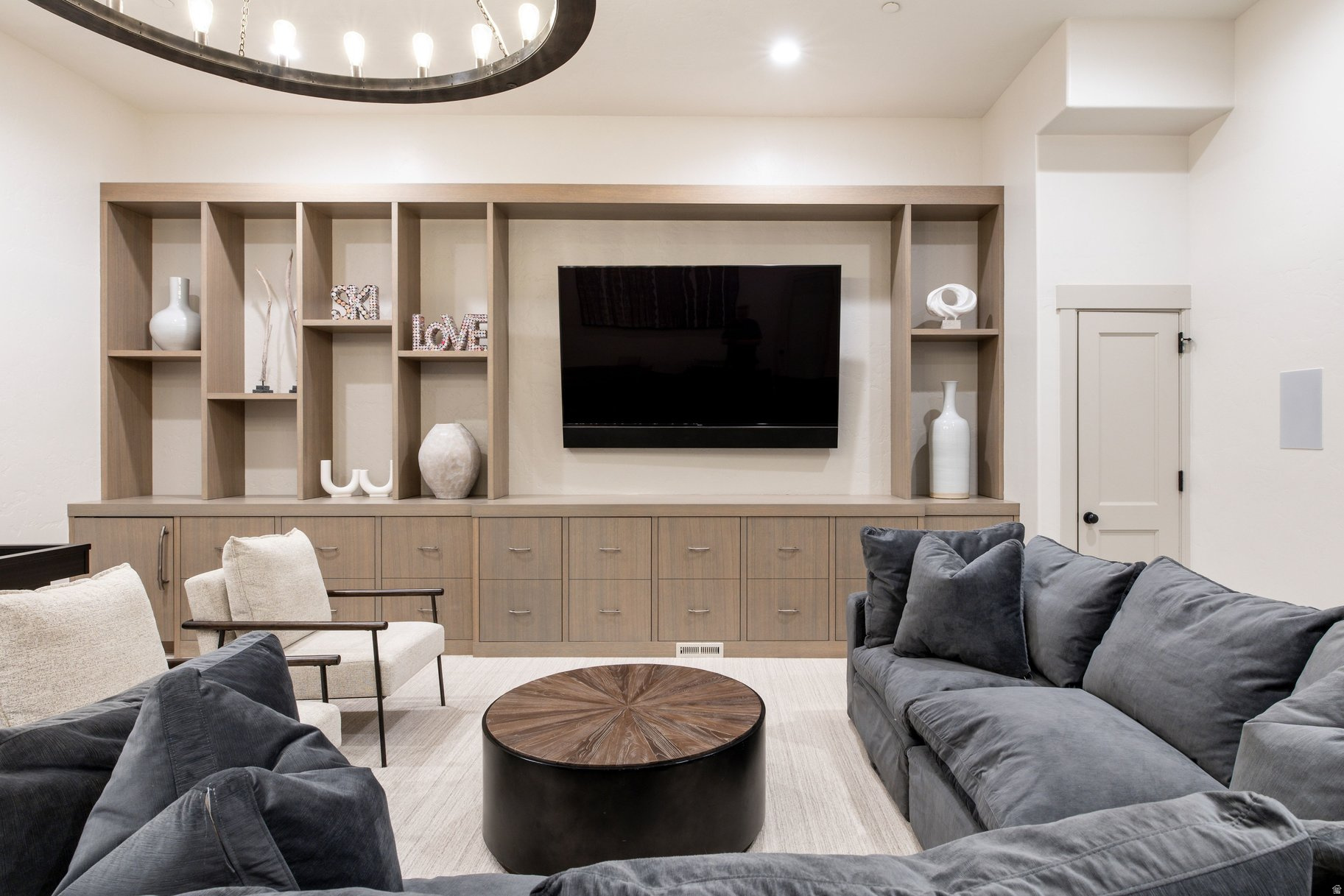 LARKSPUR TOWNHOMES - Residential