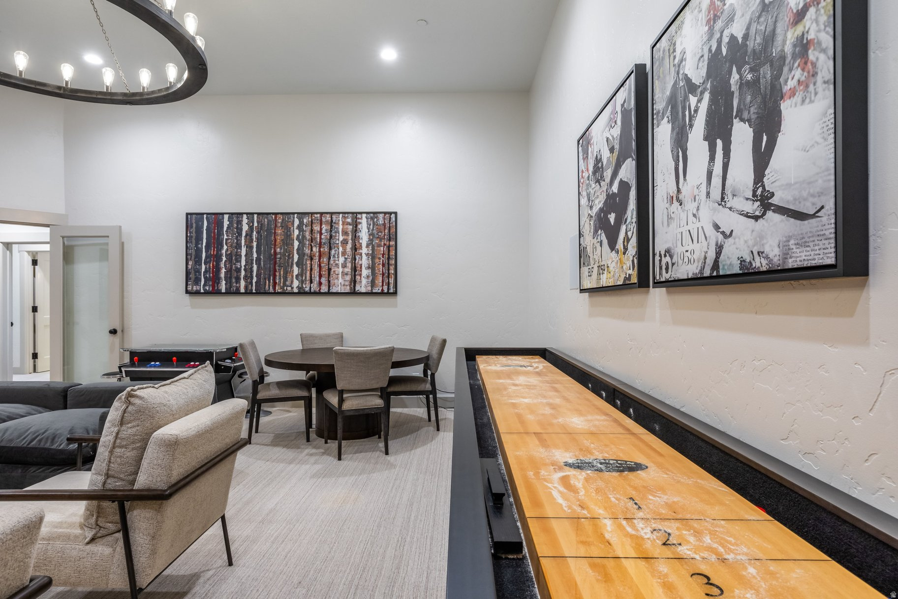 LARKSPUR TOWNHOMES - Residential