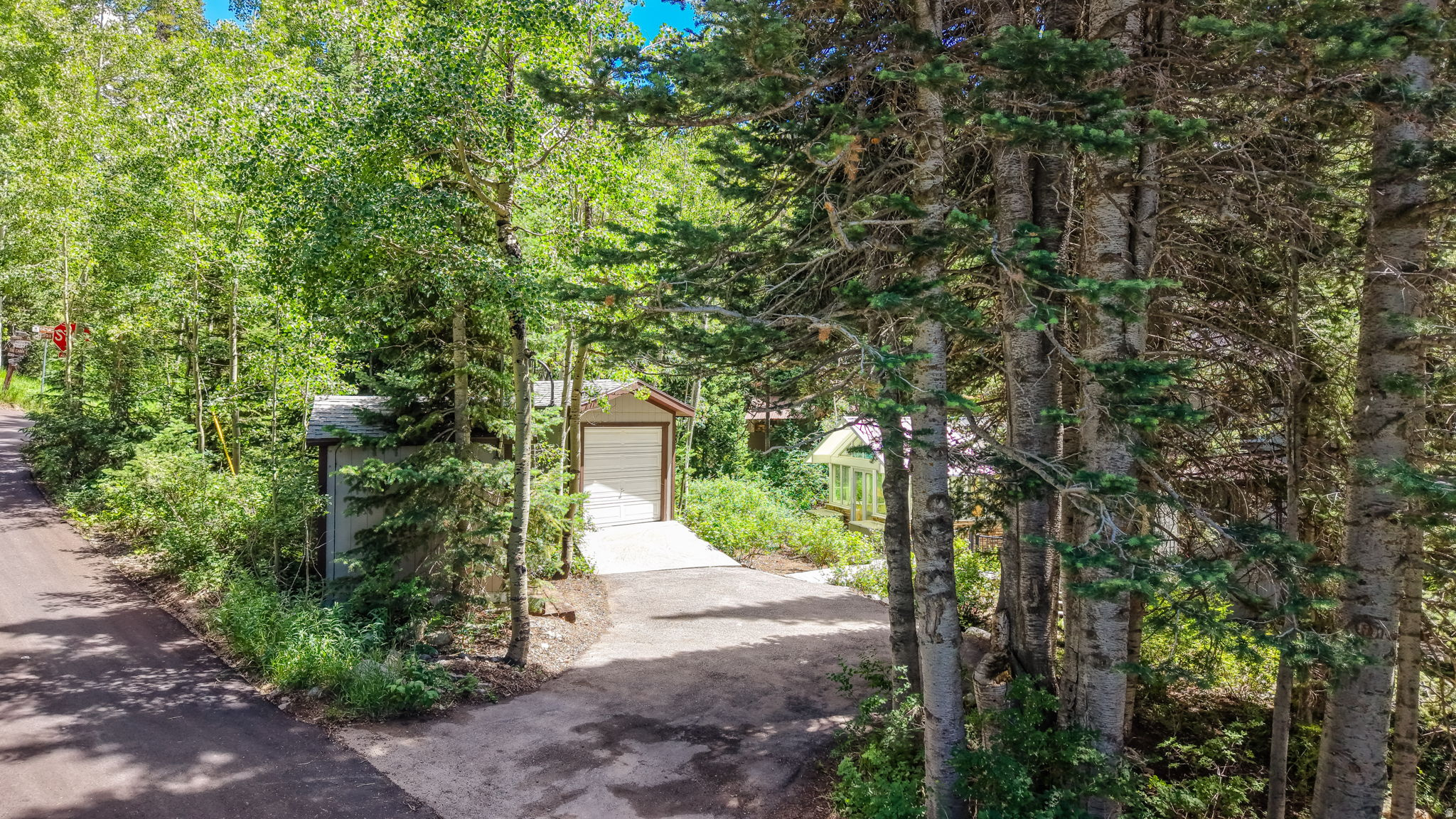 BIG COTTONWOOD CREEK - Residential