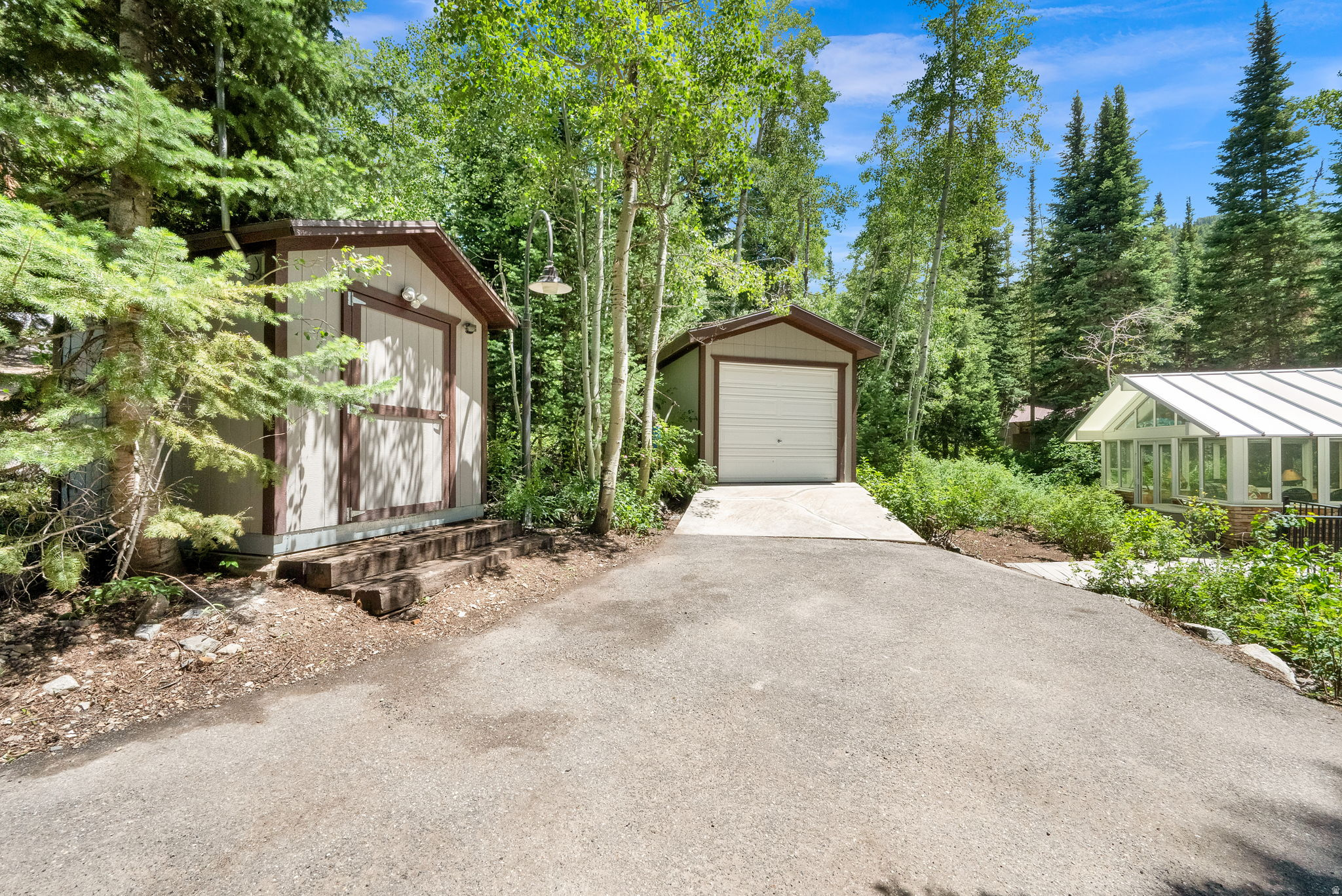 BIG COTTONWOOD CREEK - Residential