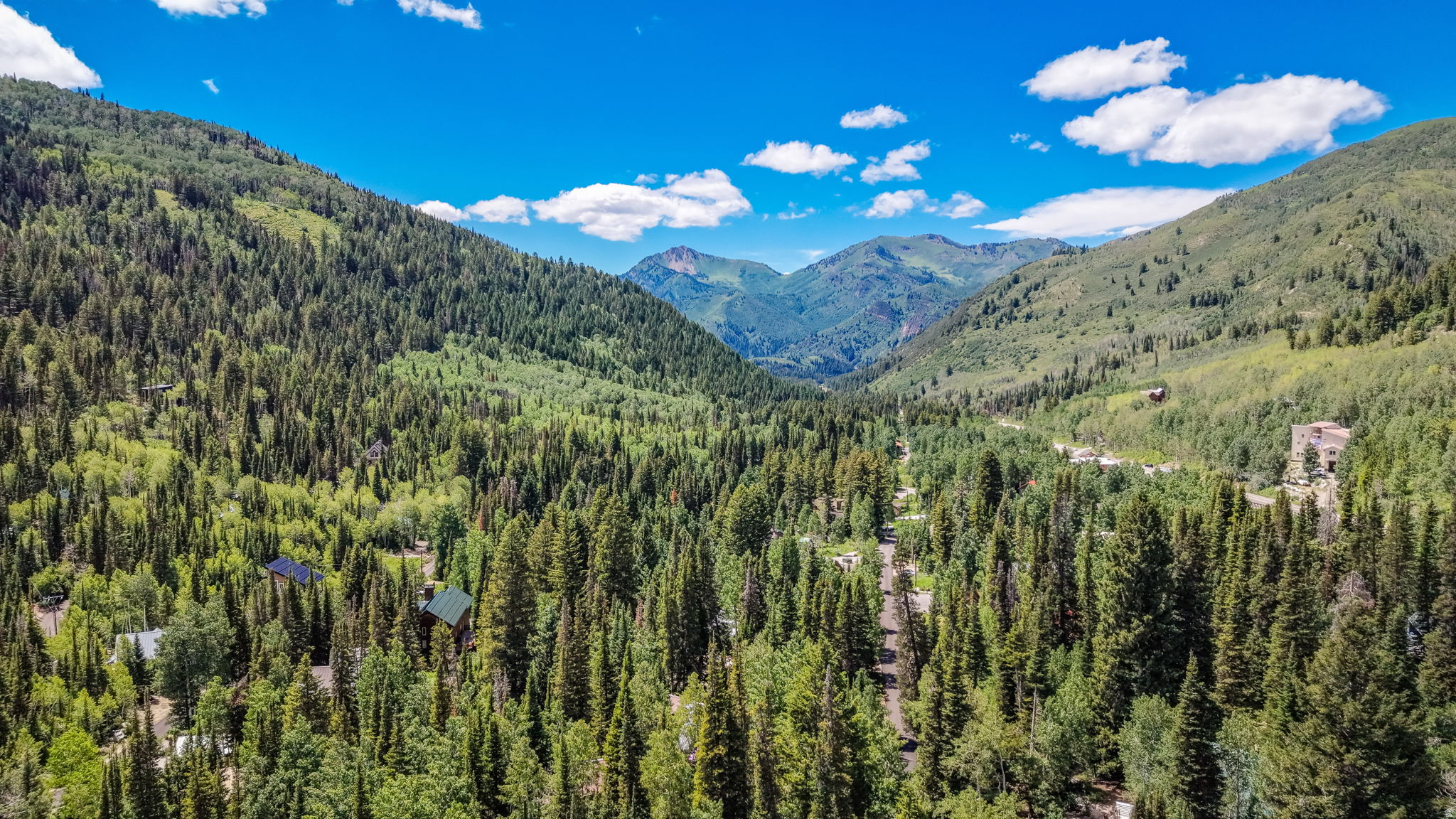 BIG COTTONWOOD CREEK - Residential