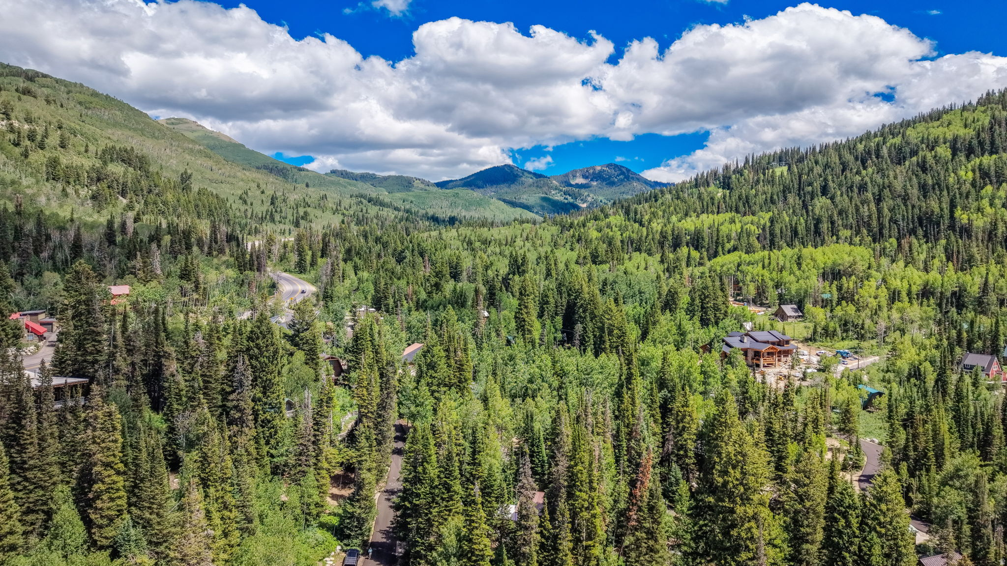 BIG COTTONWOOD CREEK - Residential