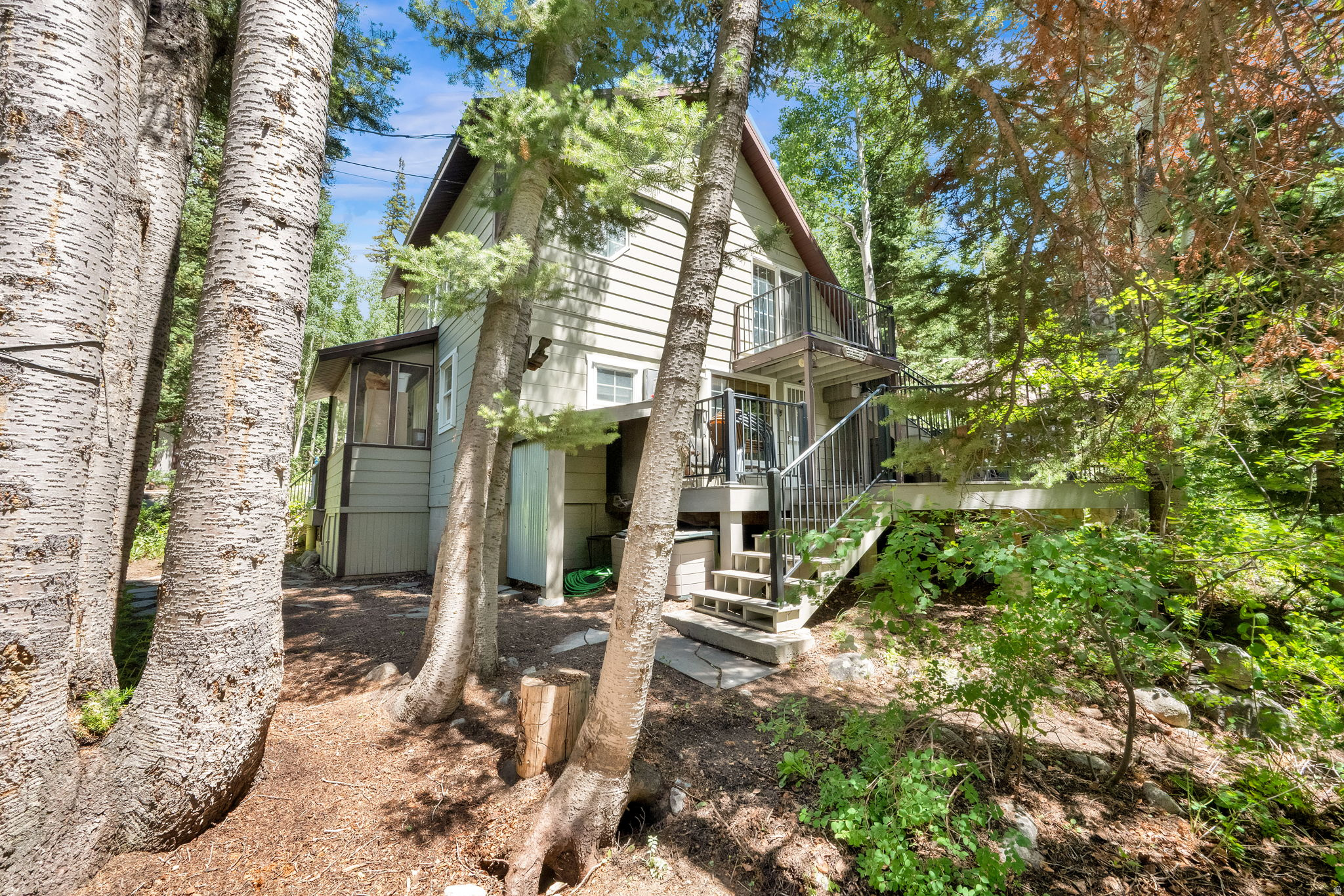 BIG COTTONWOOD CREEK - Residential