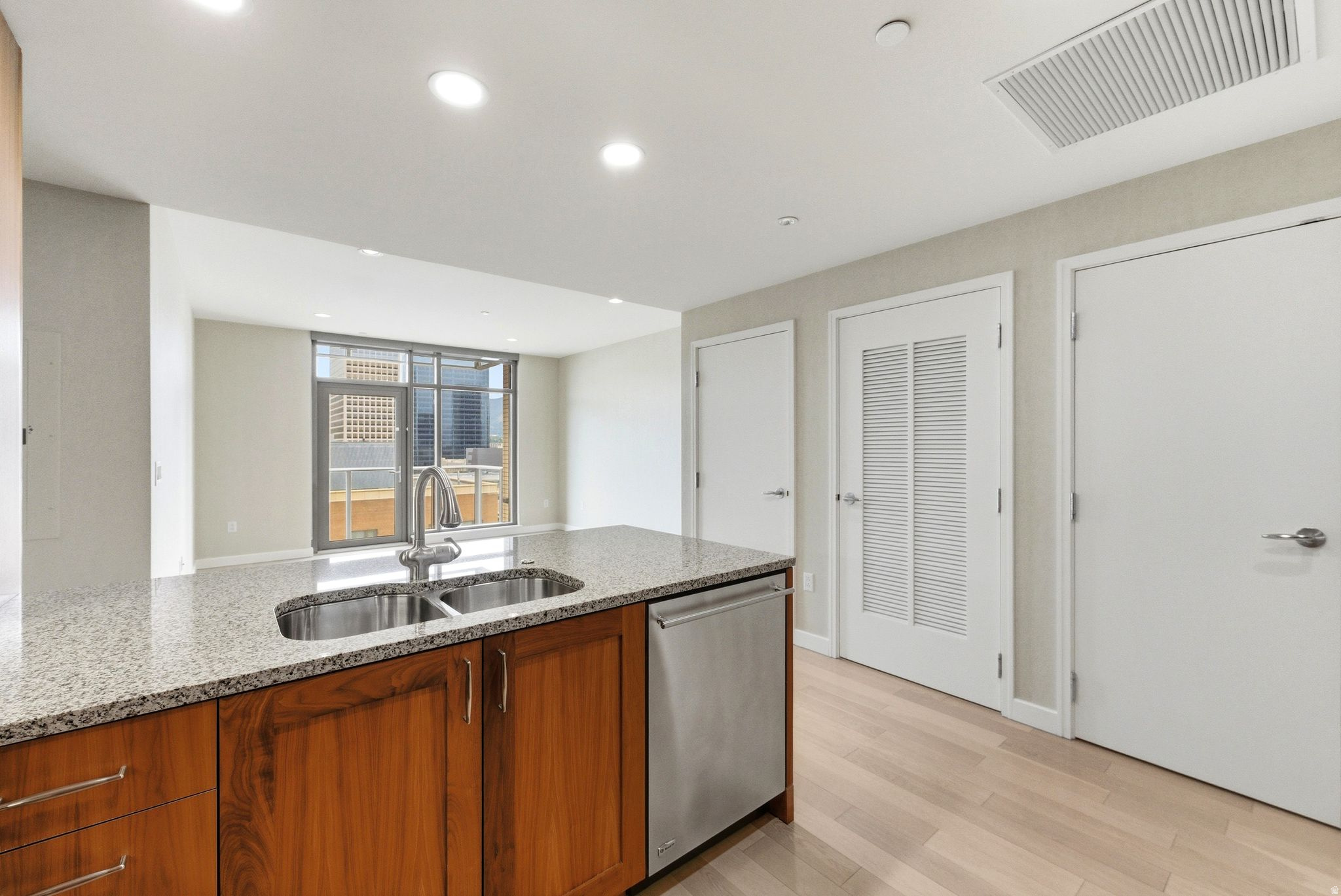 99 WEST CITY CREEK - Residential