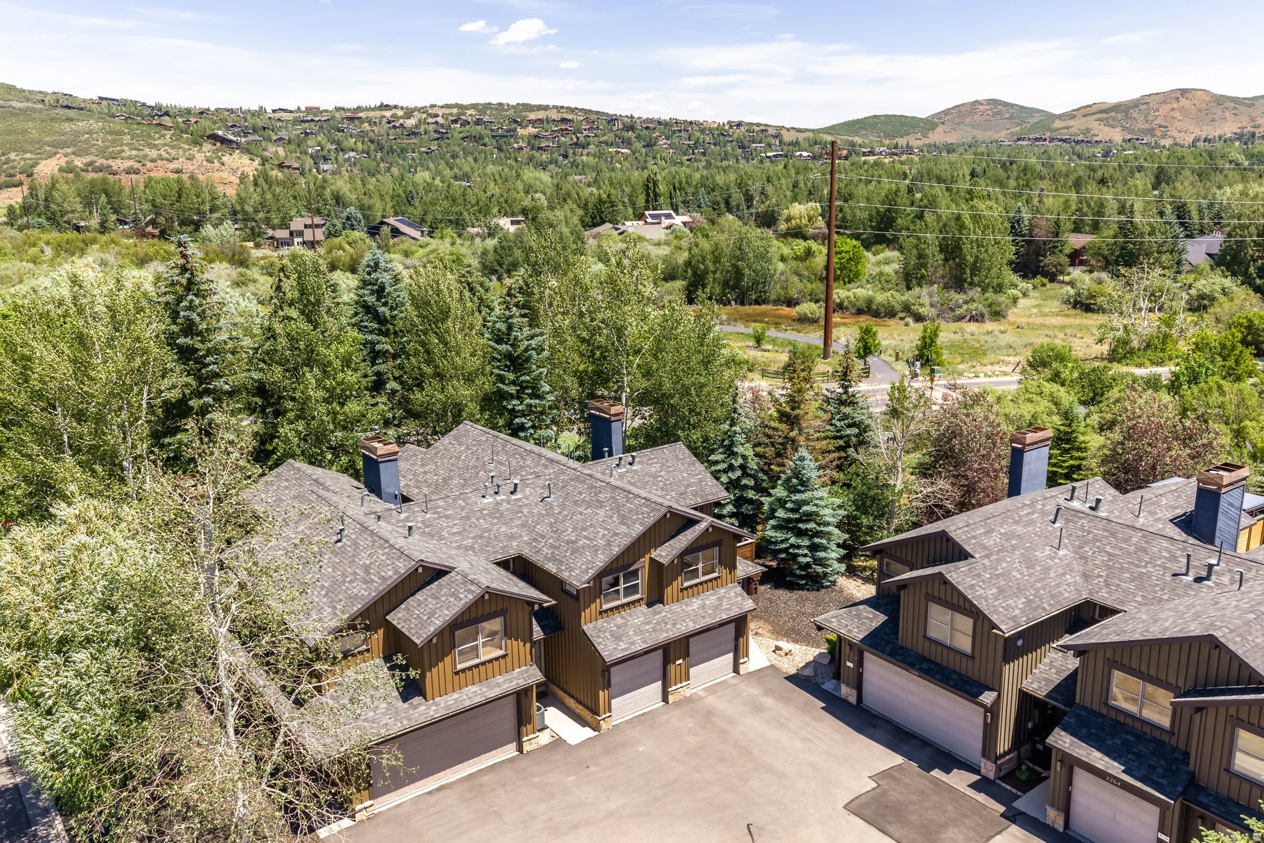 PARKVIEW CONDOMINIUMS - Residential