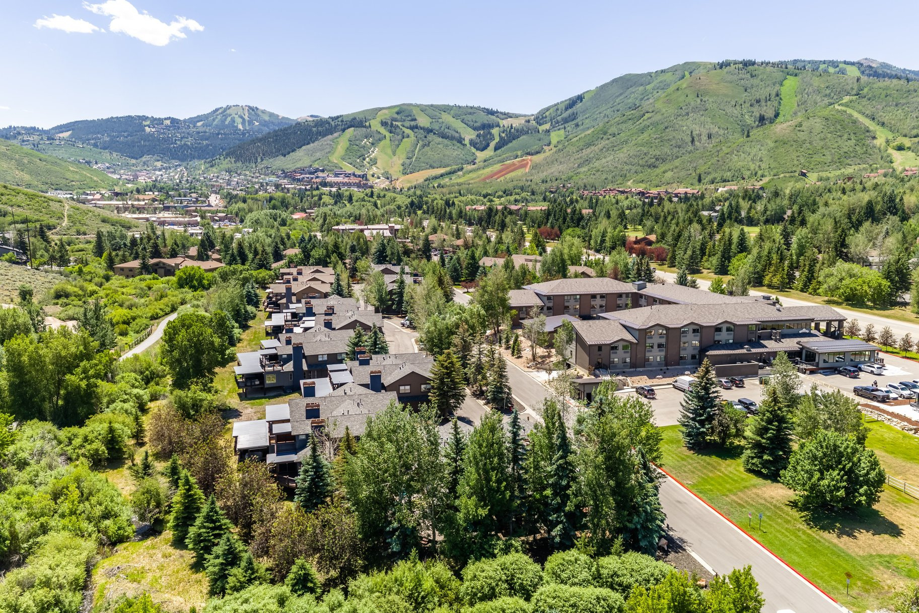 PARKVIEW CONDOMINIUMS - Residential
