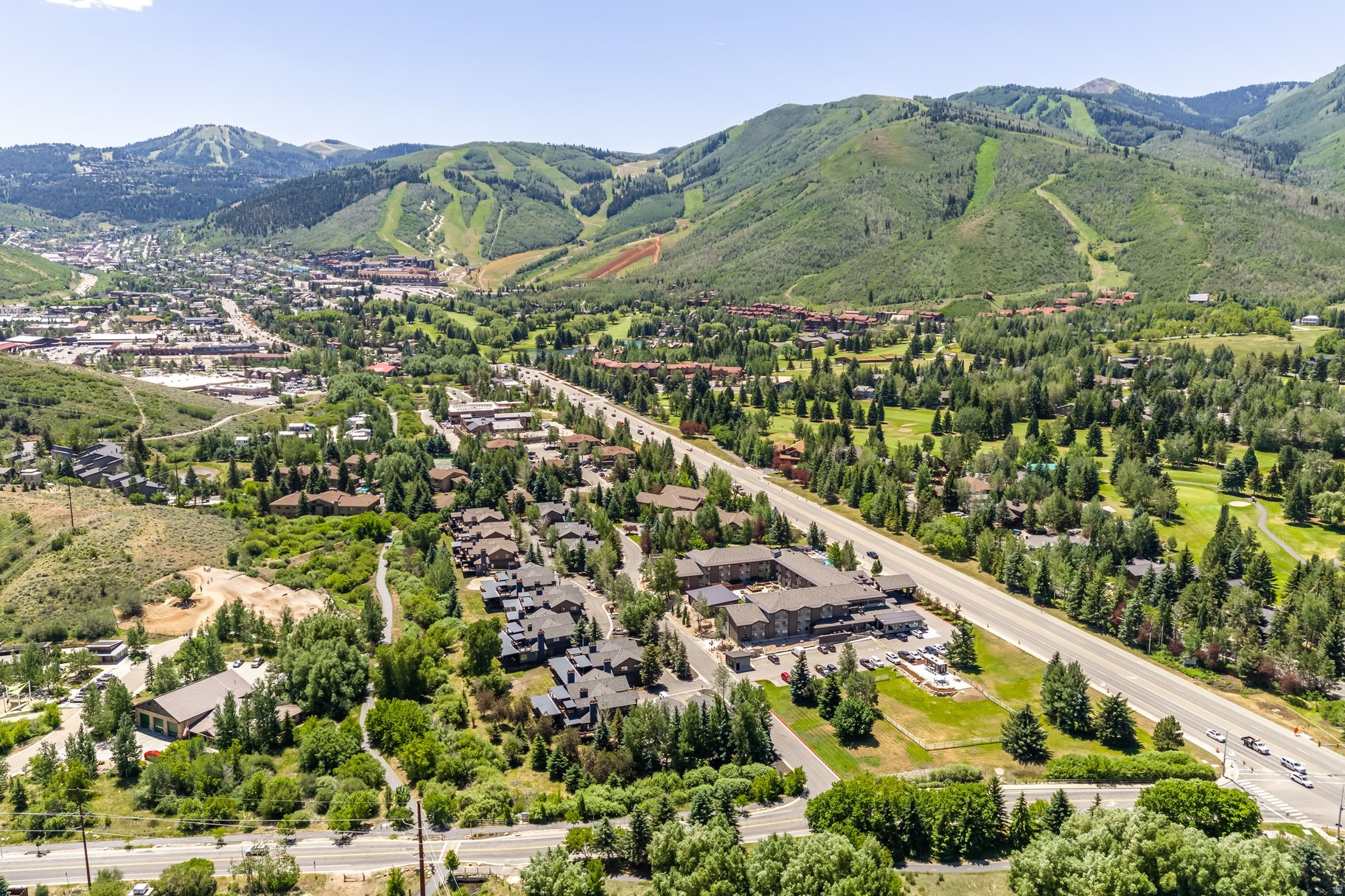 PARKVIEW CONDOMINIUMS - Residential