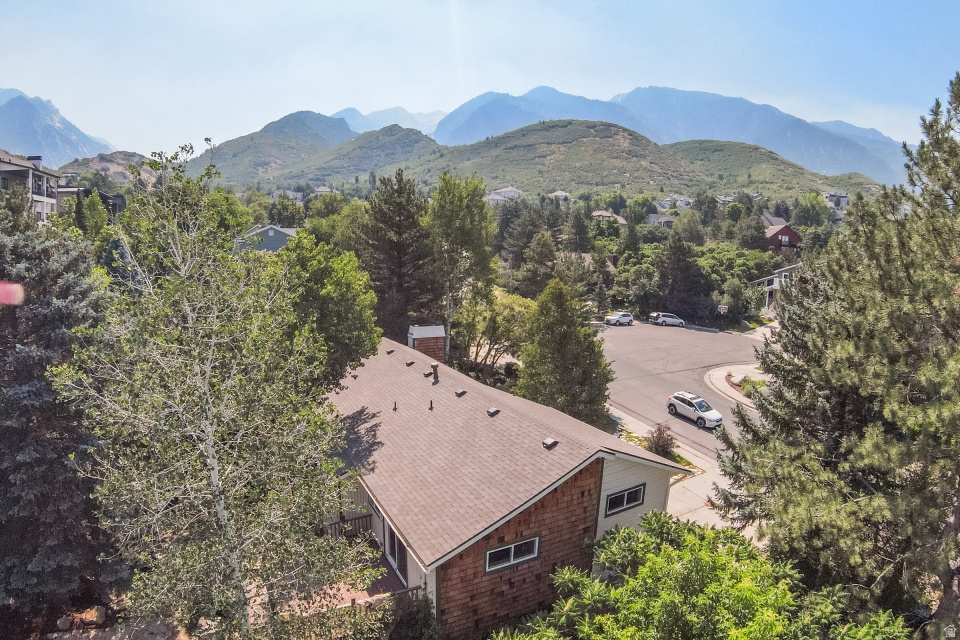 MAJESTIC CAN - Residential