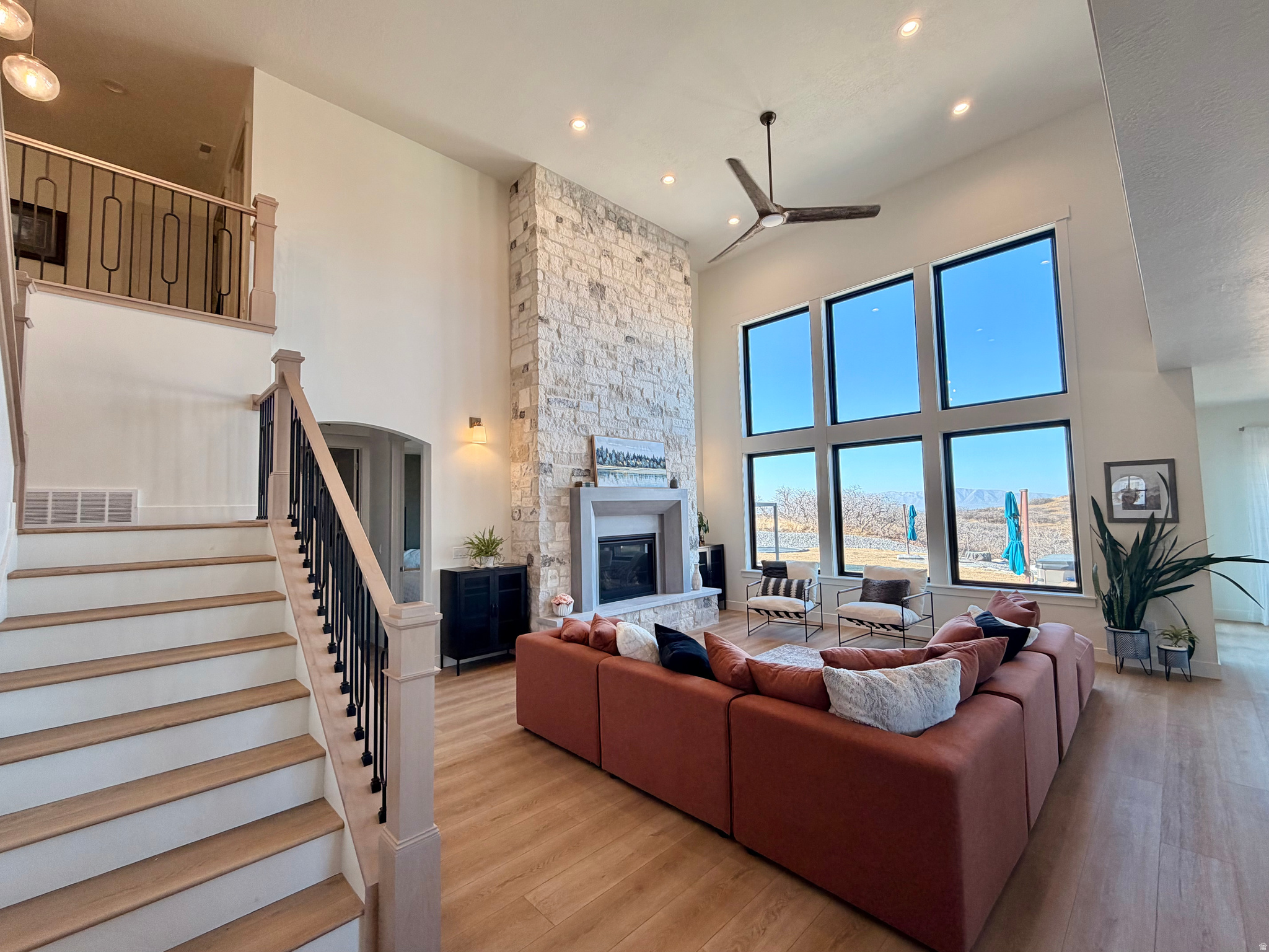 HIDDEN HOLLOW - Residential