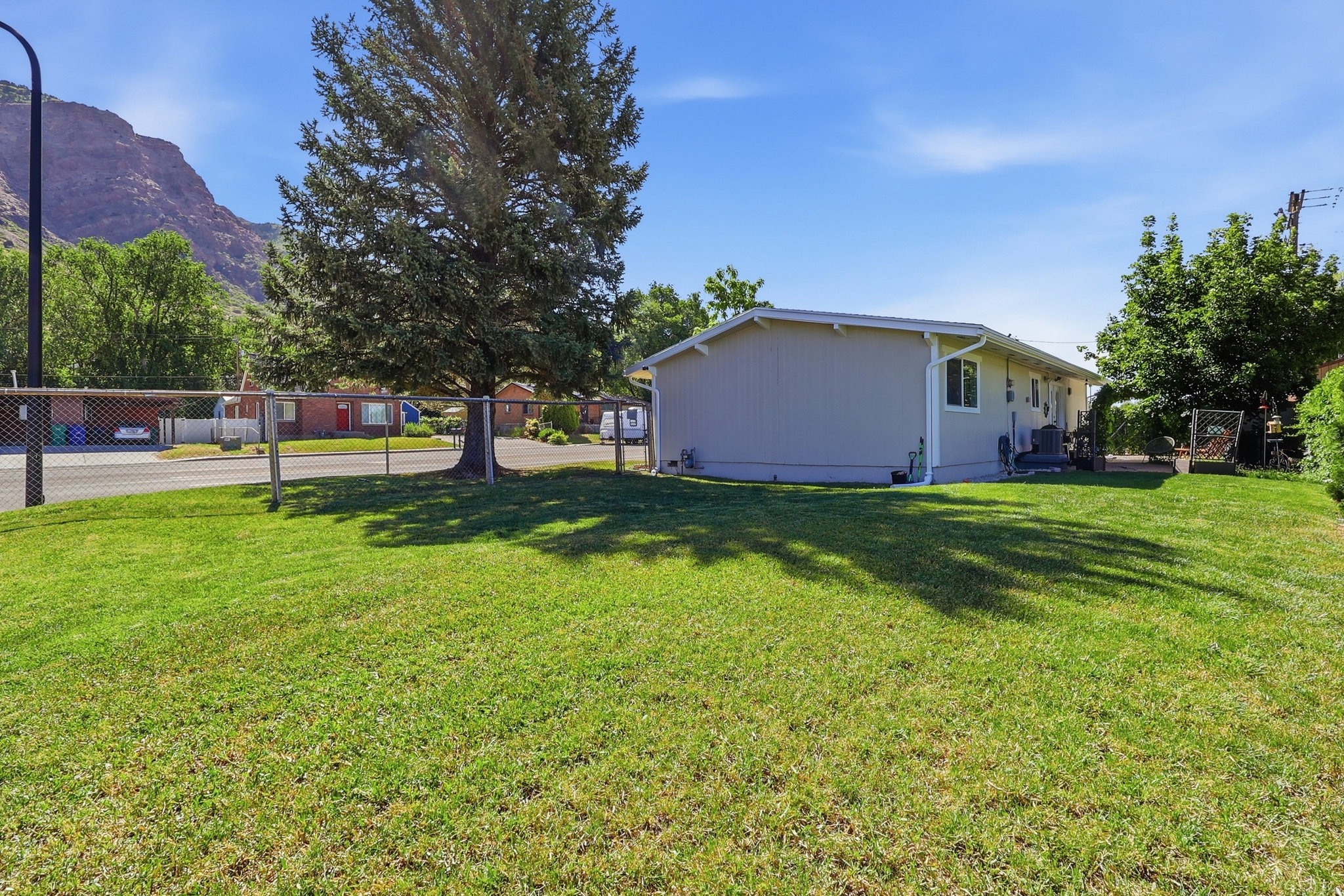 SOUTH EI RANCHO SUBD - Residential