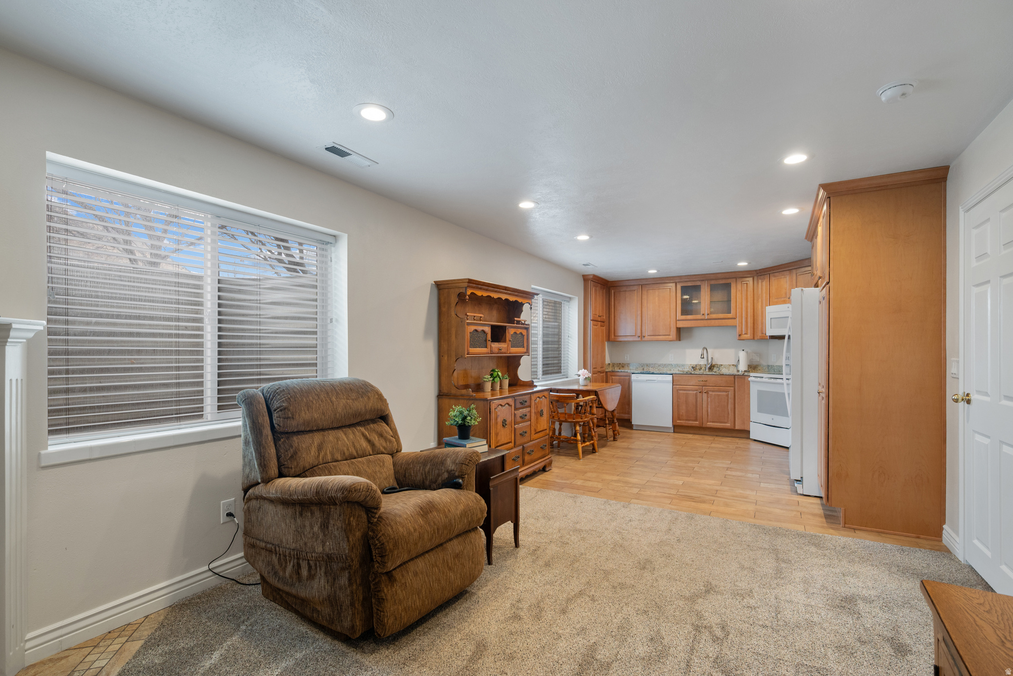 RED OAKS - Residential