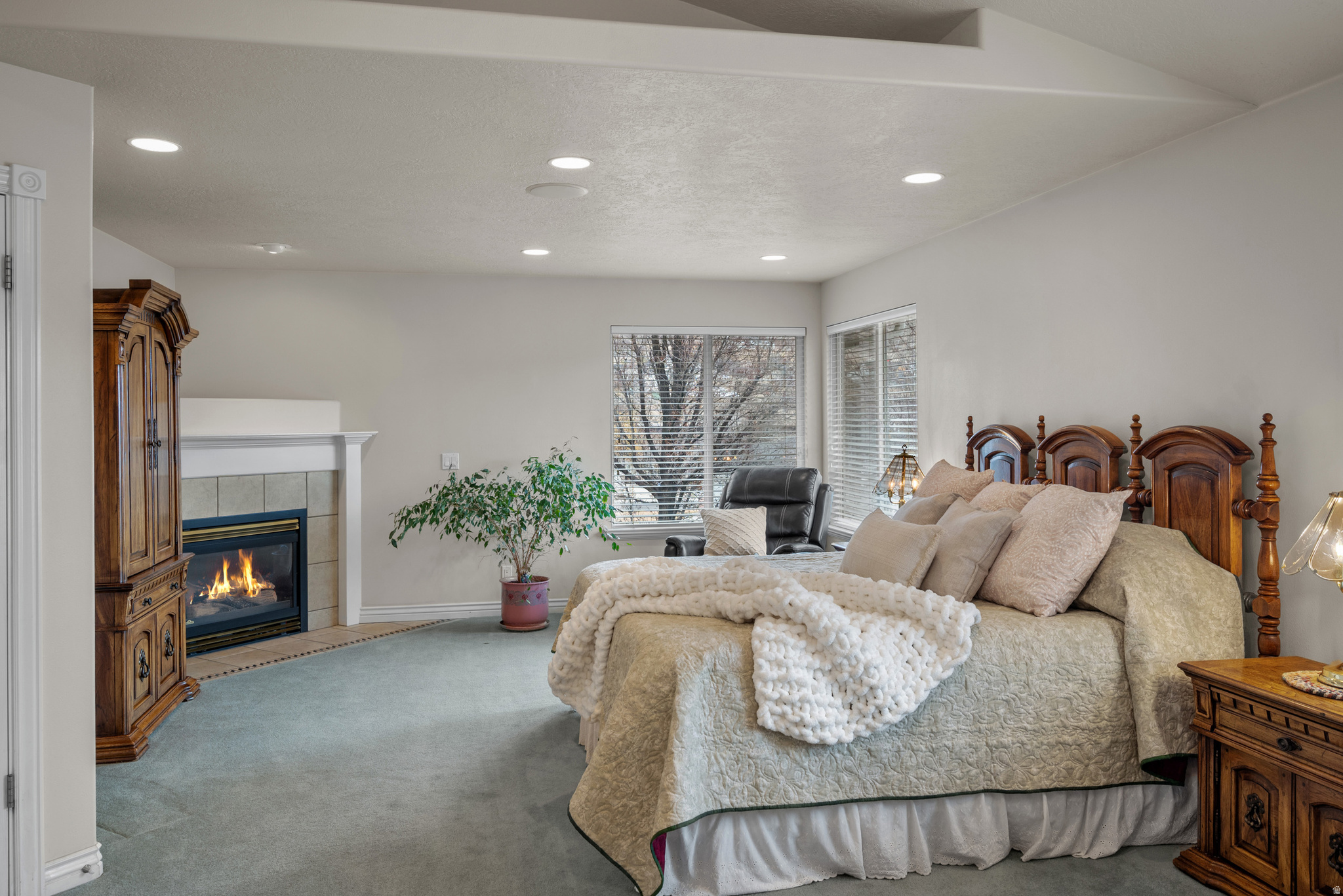 RED OAKS - Residential
