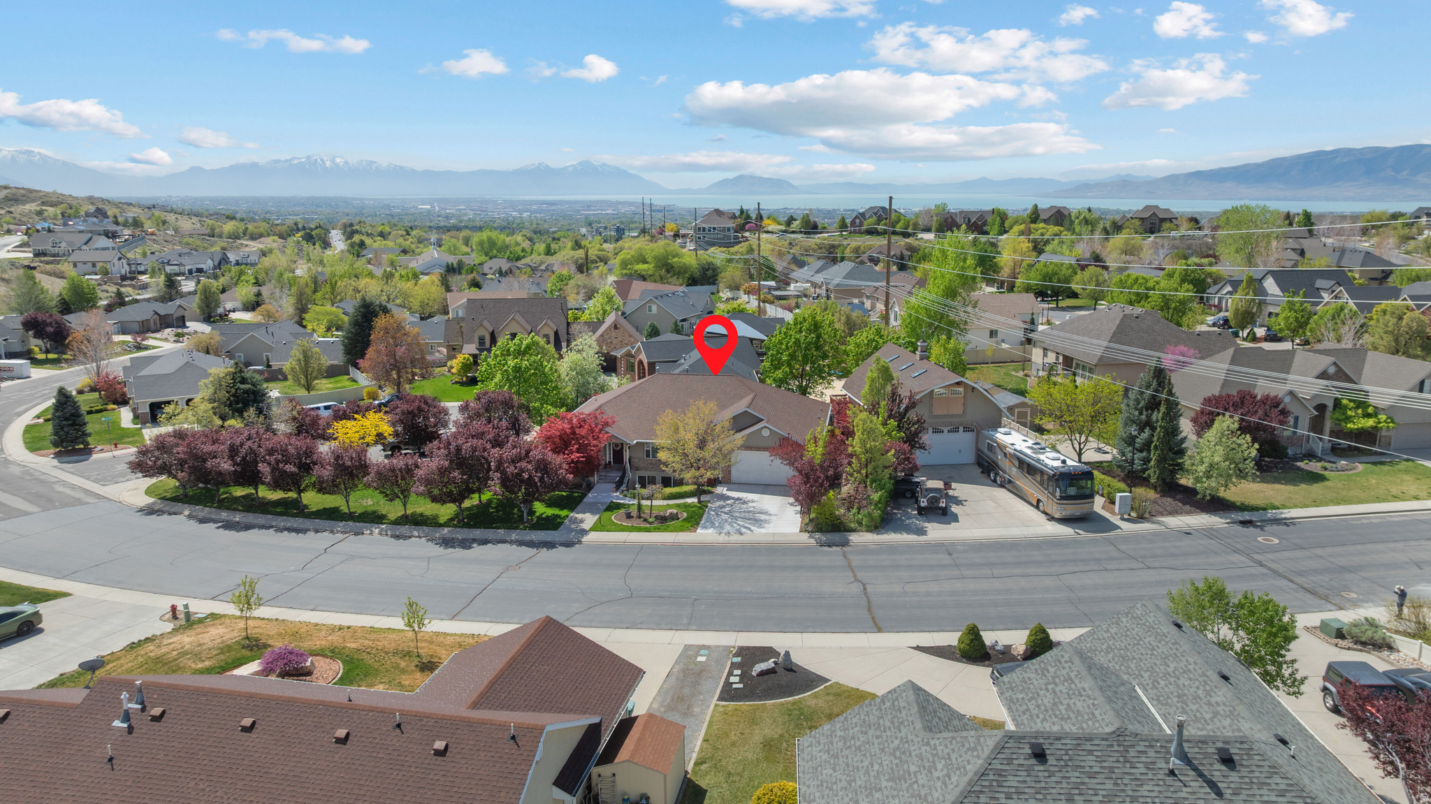 RED OAKS - Residential