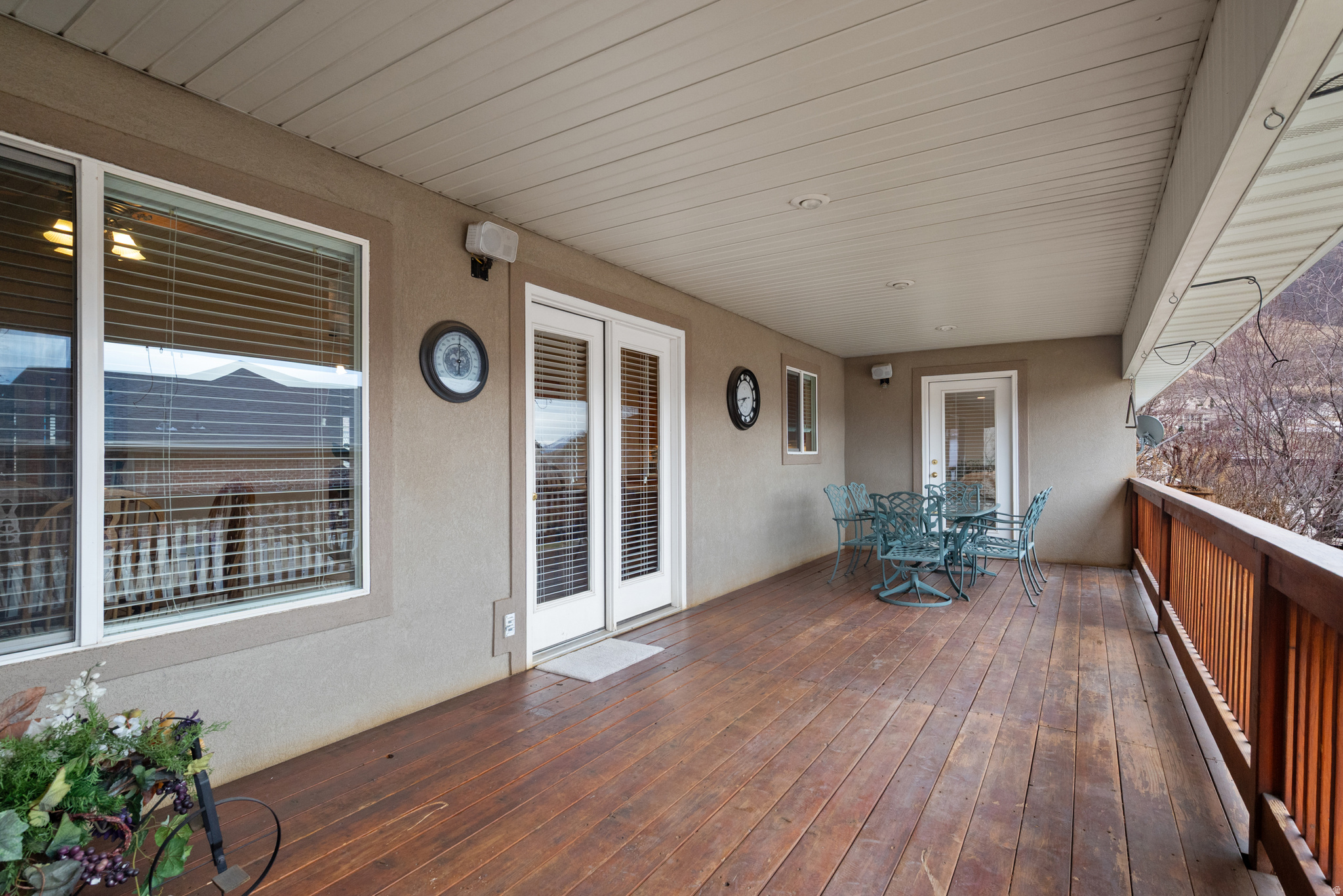 RED OAKS - Residential