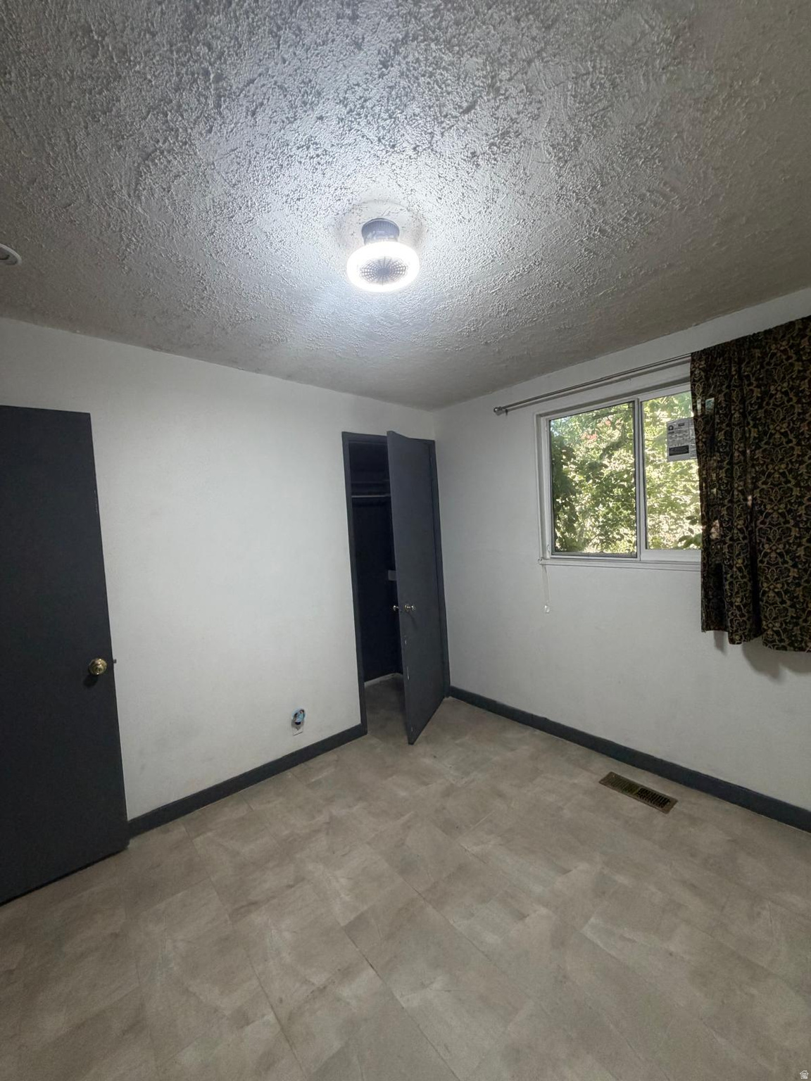 HILLSDALE SUB - Residential