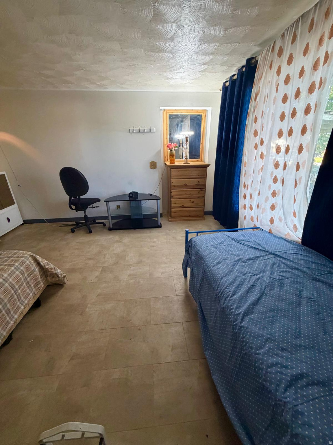 HILLSDALE SUB - Residential