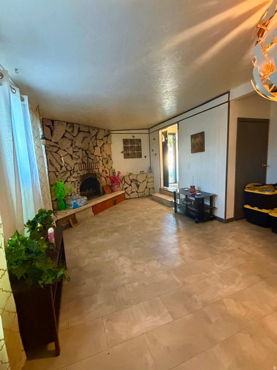 HILLSDALE SUB - Residential