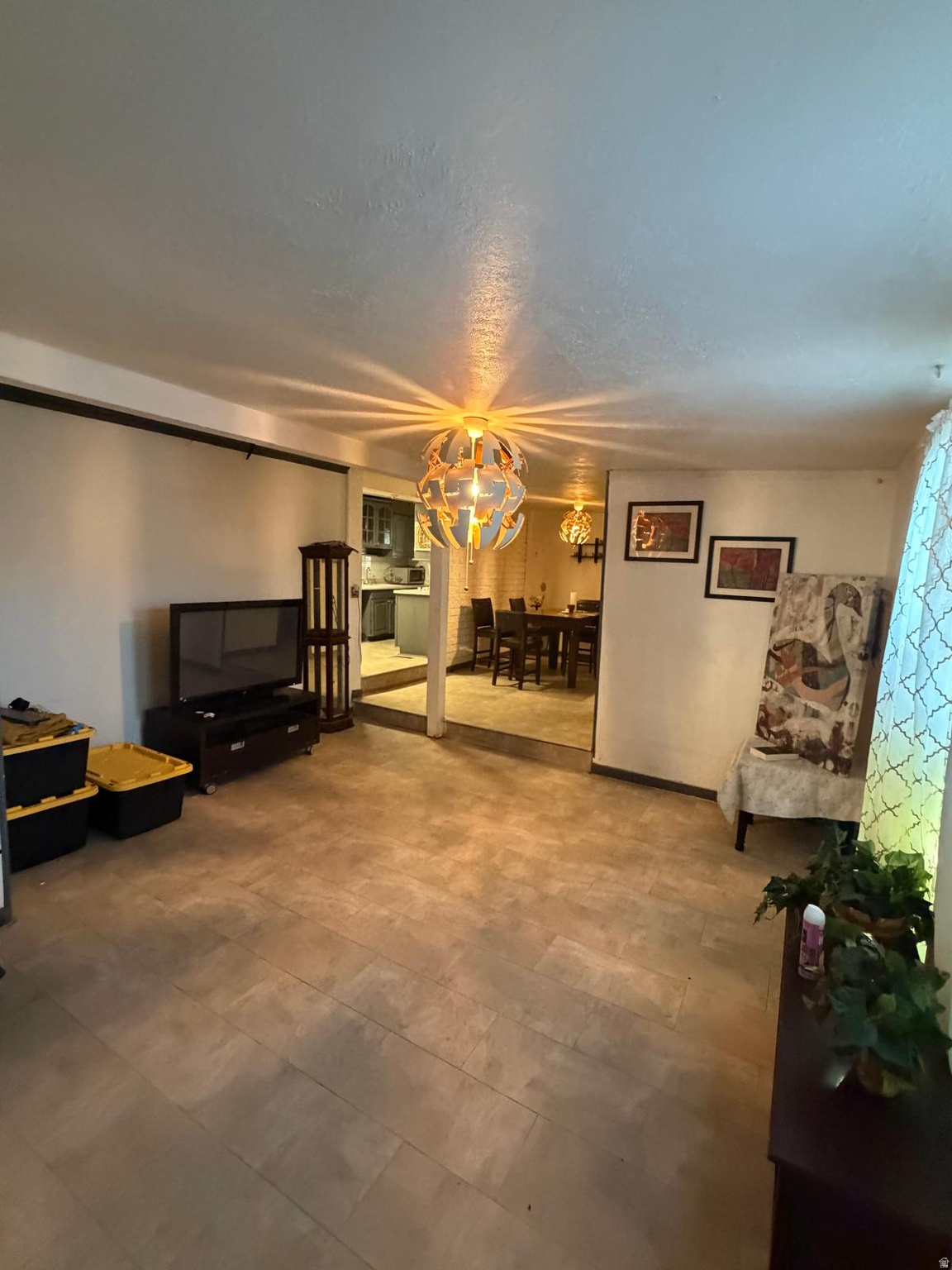 HILLSDALE SUB - Residential