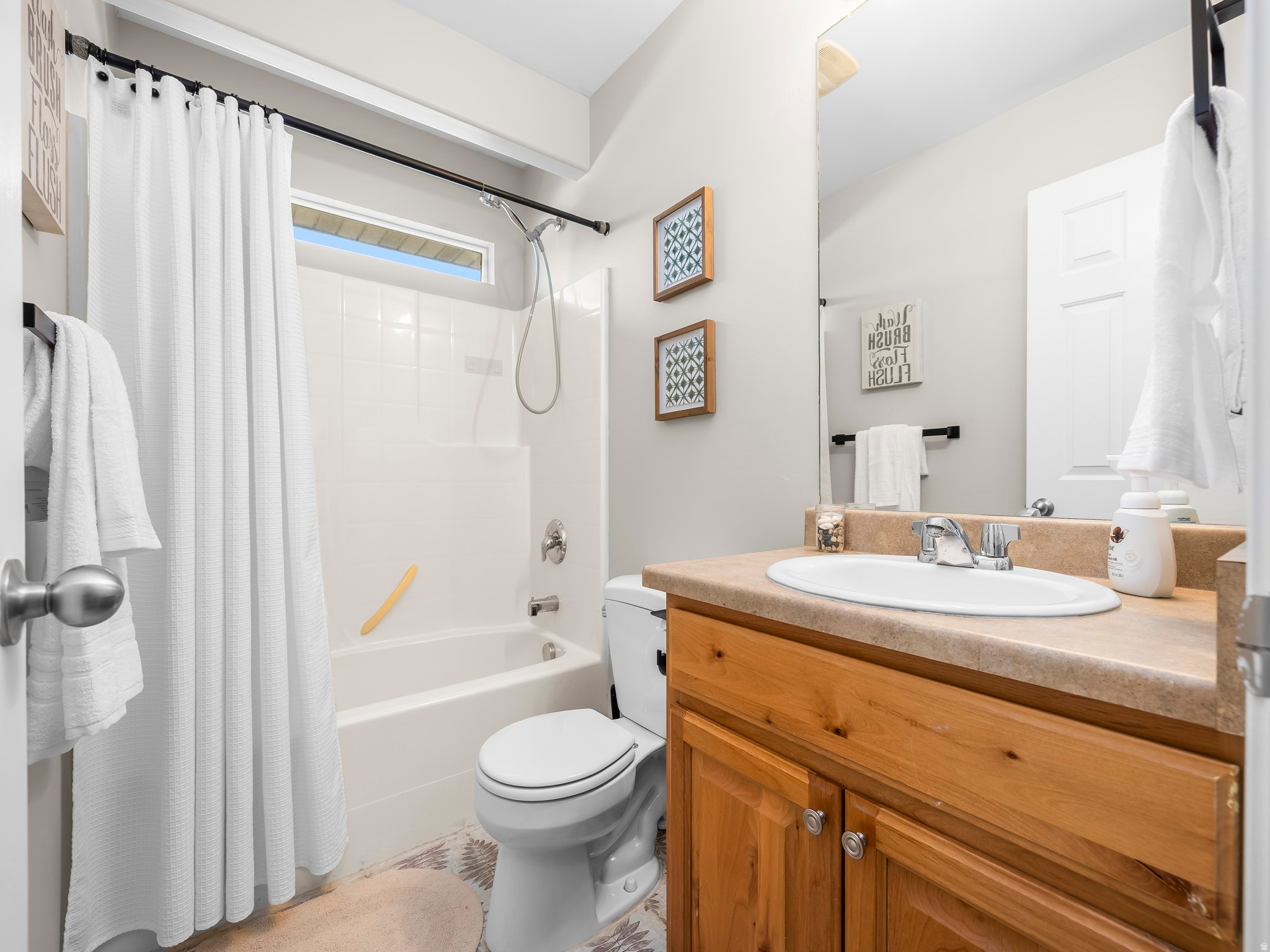 IVY SPRINGS CONDOMINIUM PHASE 6 - Residential