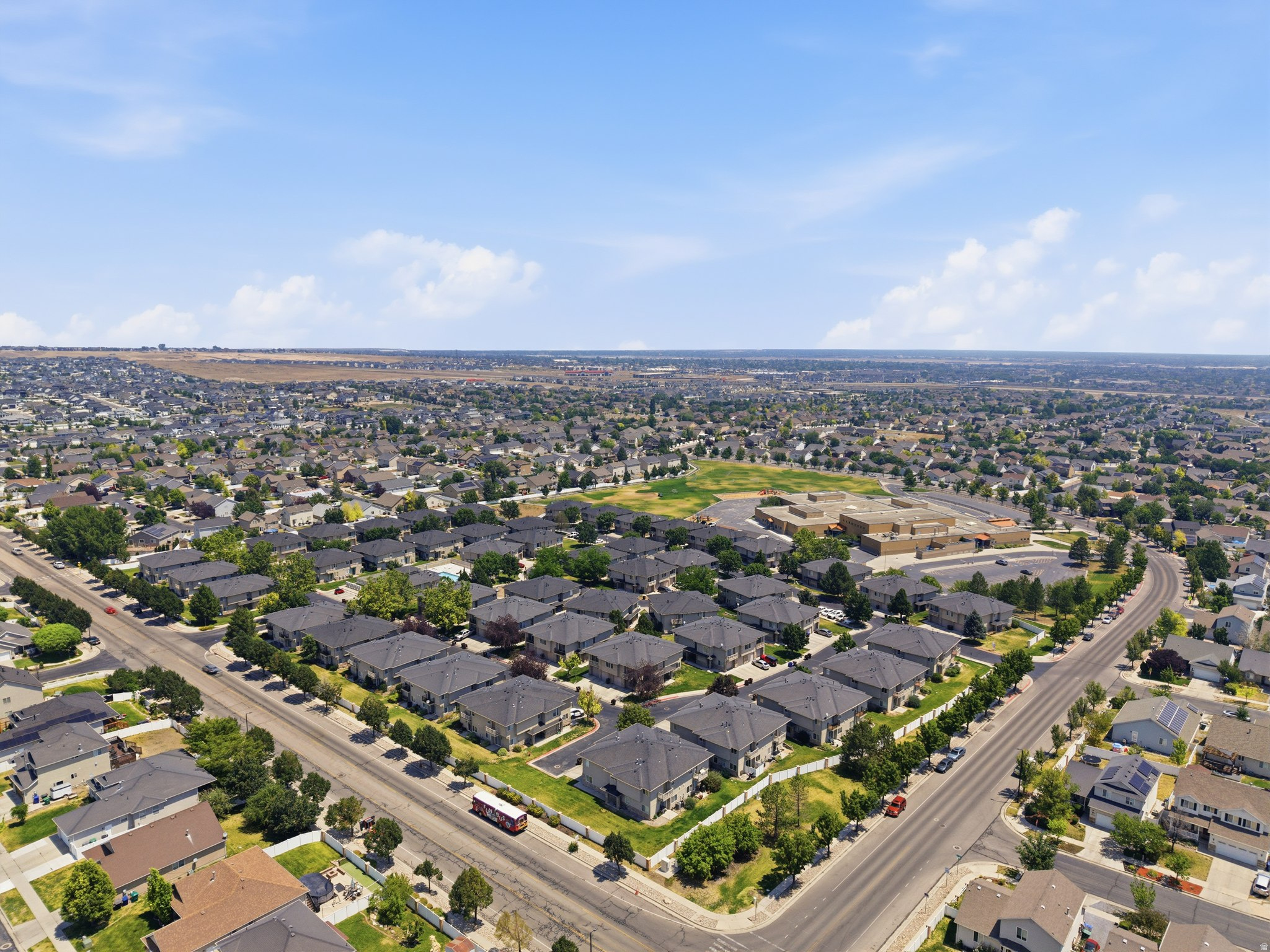 IVY SPRINGS CONDOMINIUM PHASE 6 - Residential