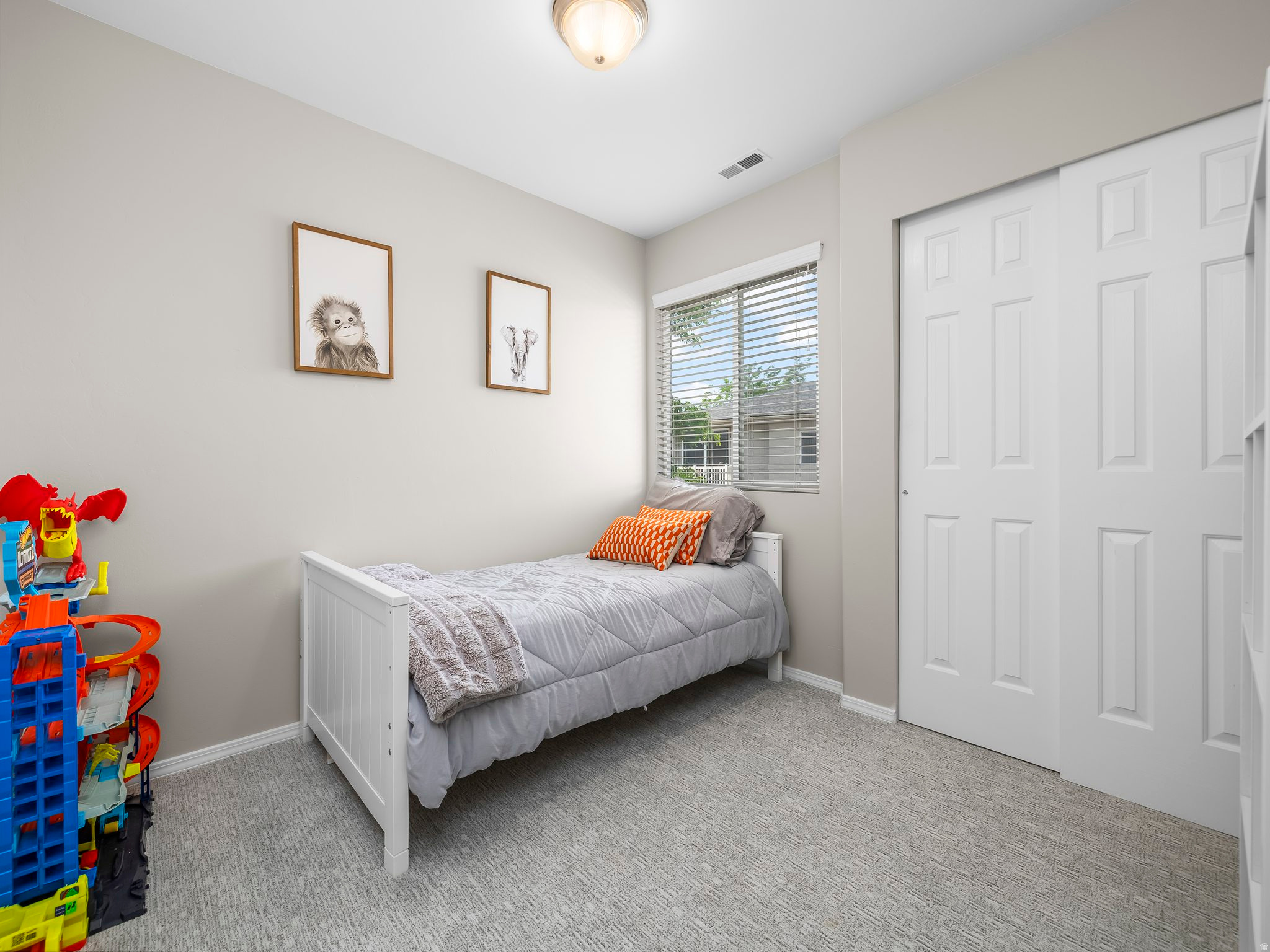 IVY SPRINGS CONDOMINIUM PHASE 6 - Residential