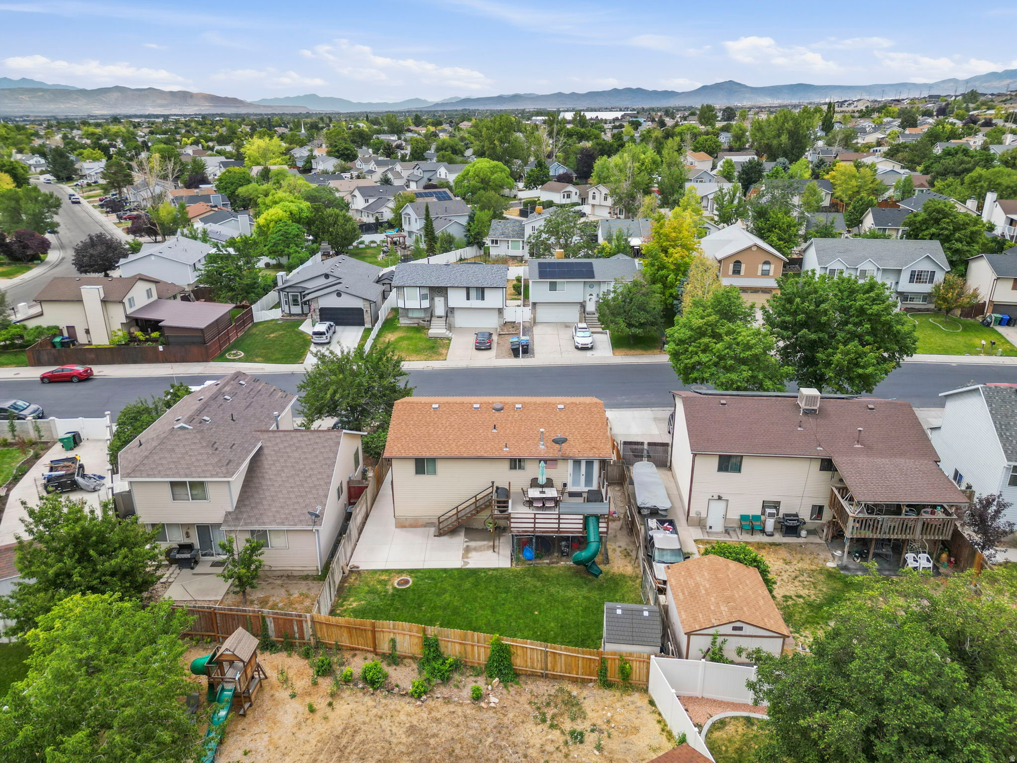 OQUIRRH SHADOWS - Residential