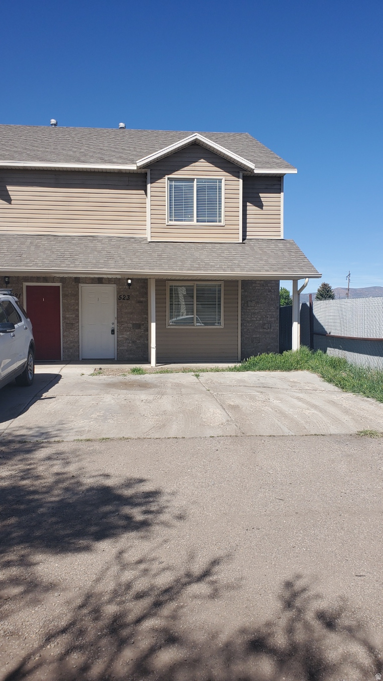 TAYLOR MOUNTAIN TOWNHOMES - Residential