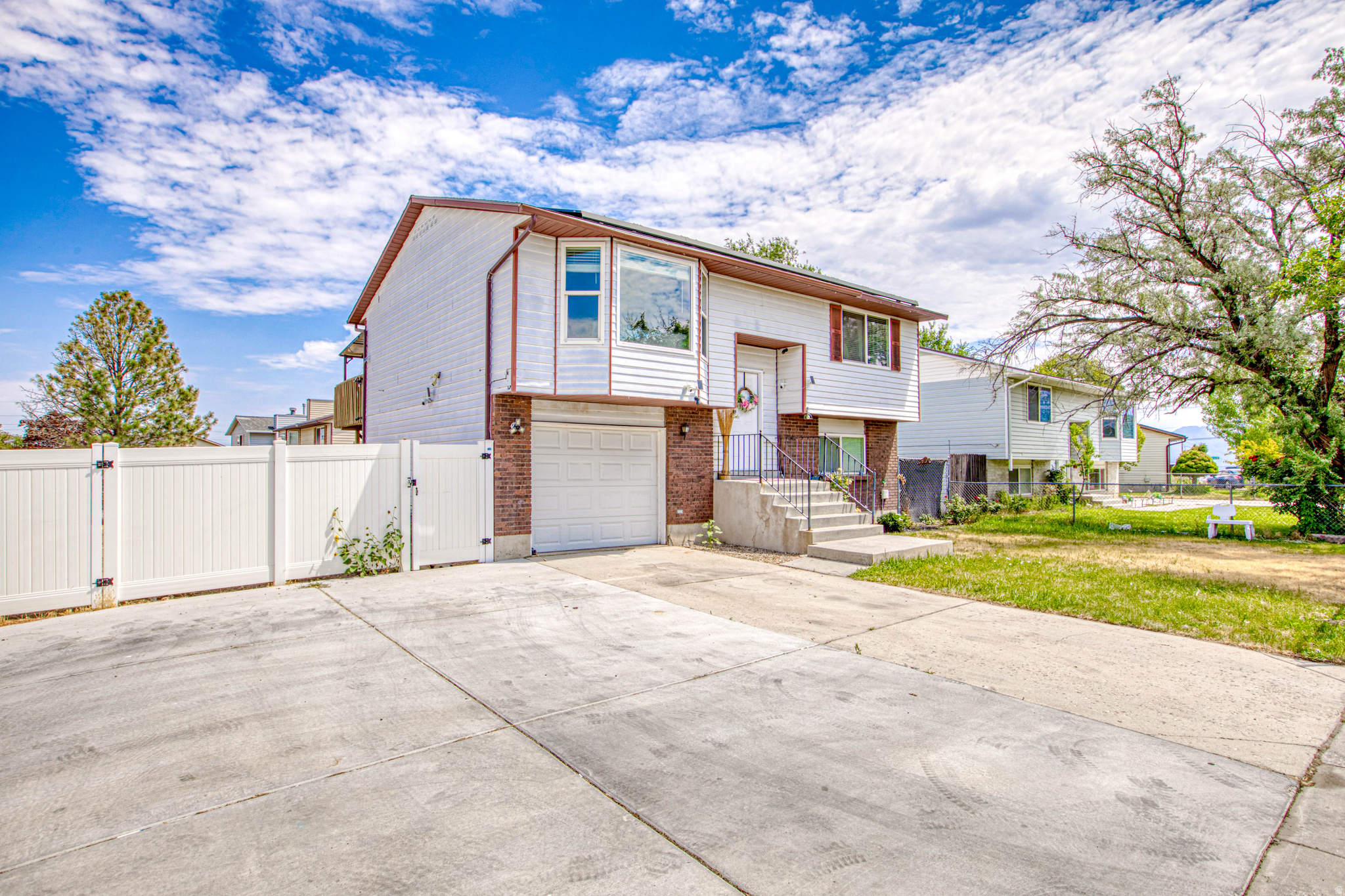 VALLEY VIEW PARK - Residential