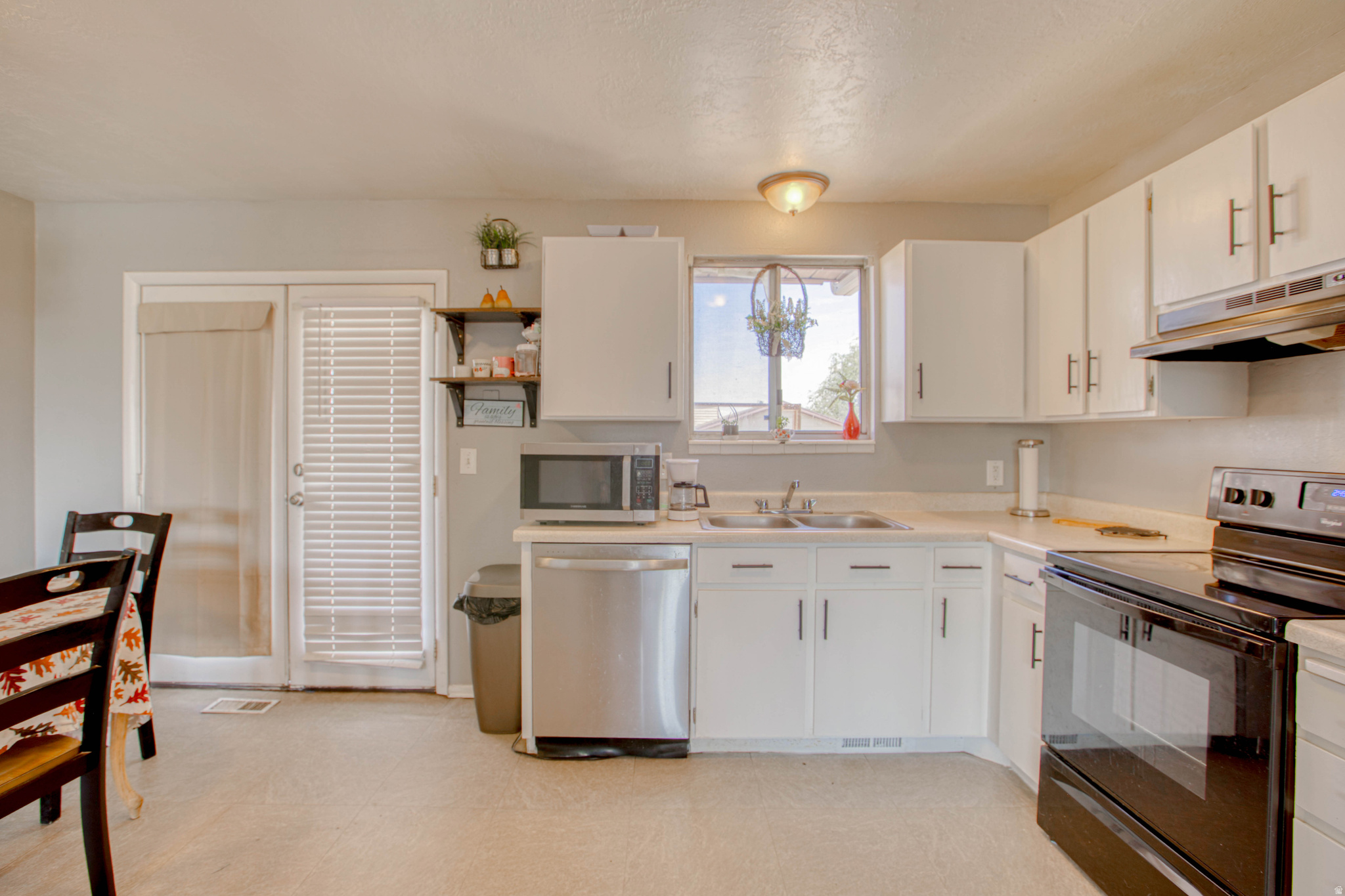 VALLEY VIEW PARK - Residential