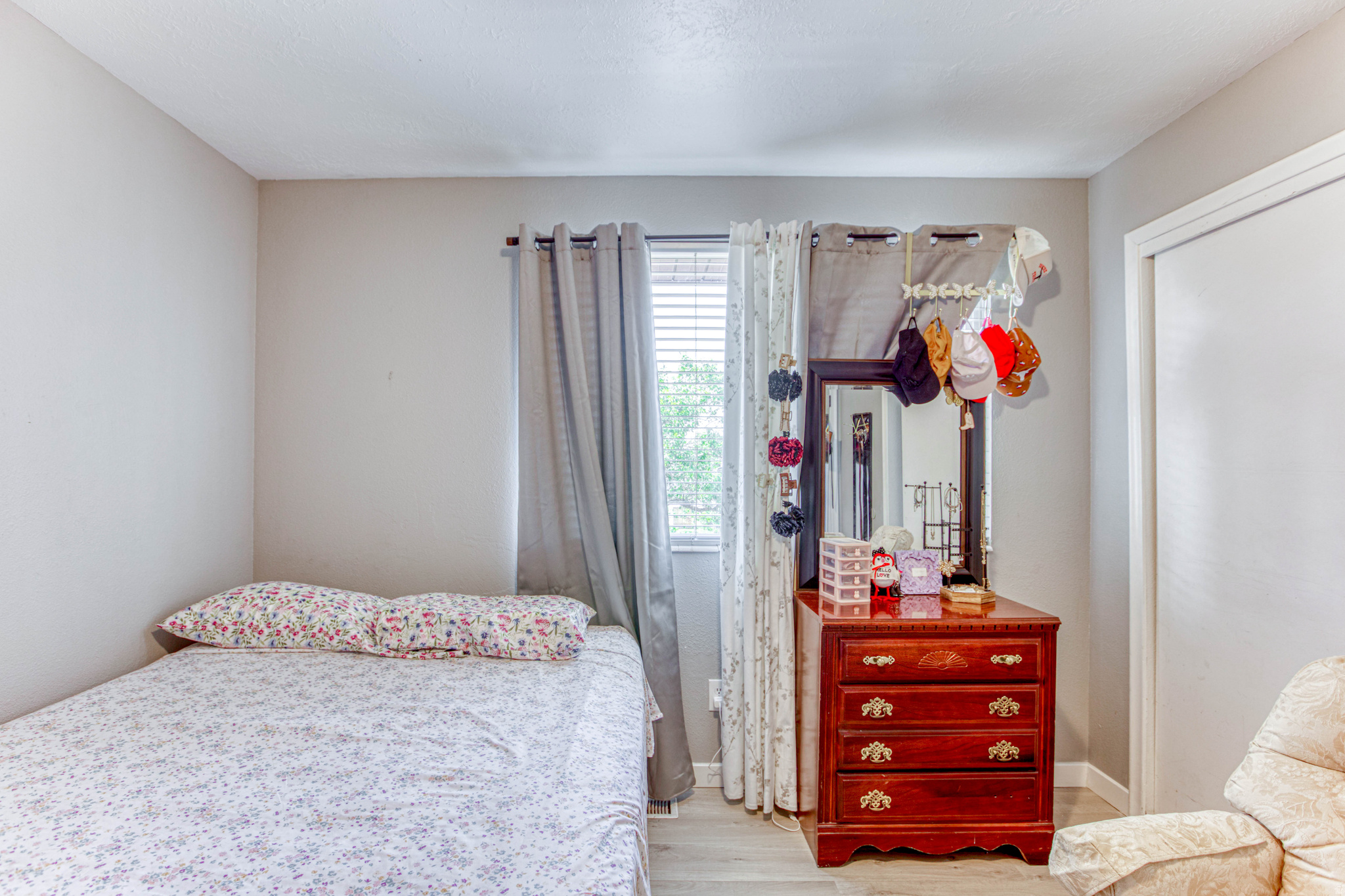 VALLEY VIEW PARK - Residential