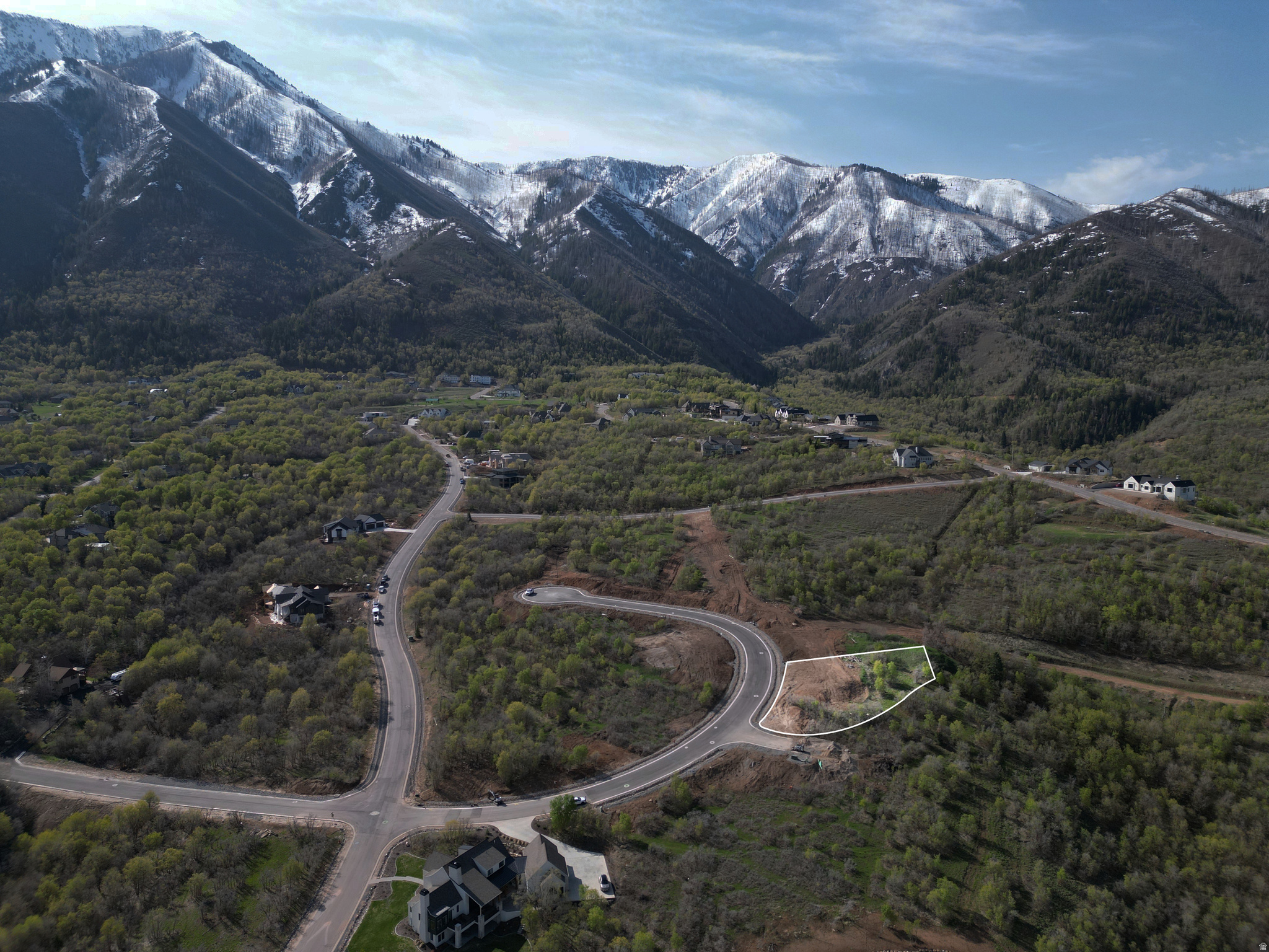 SUMMIT CREEK - Land
